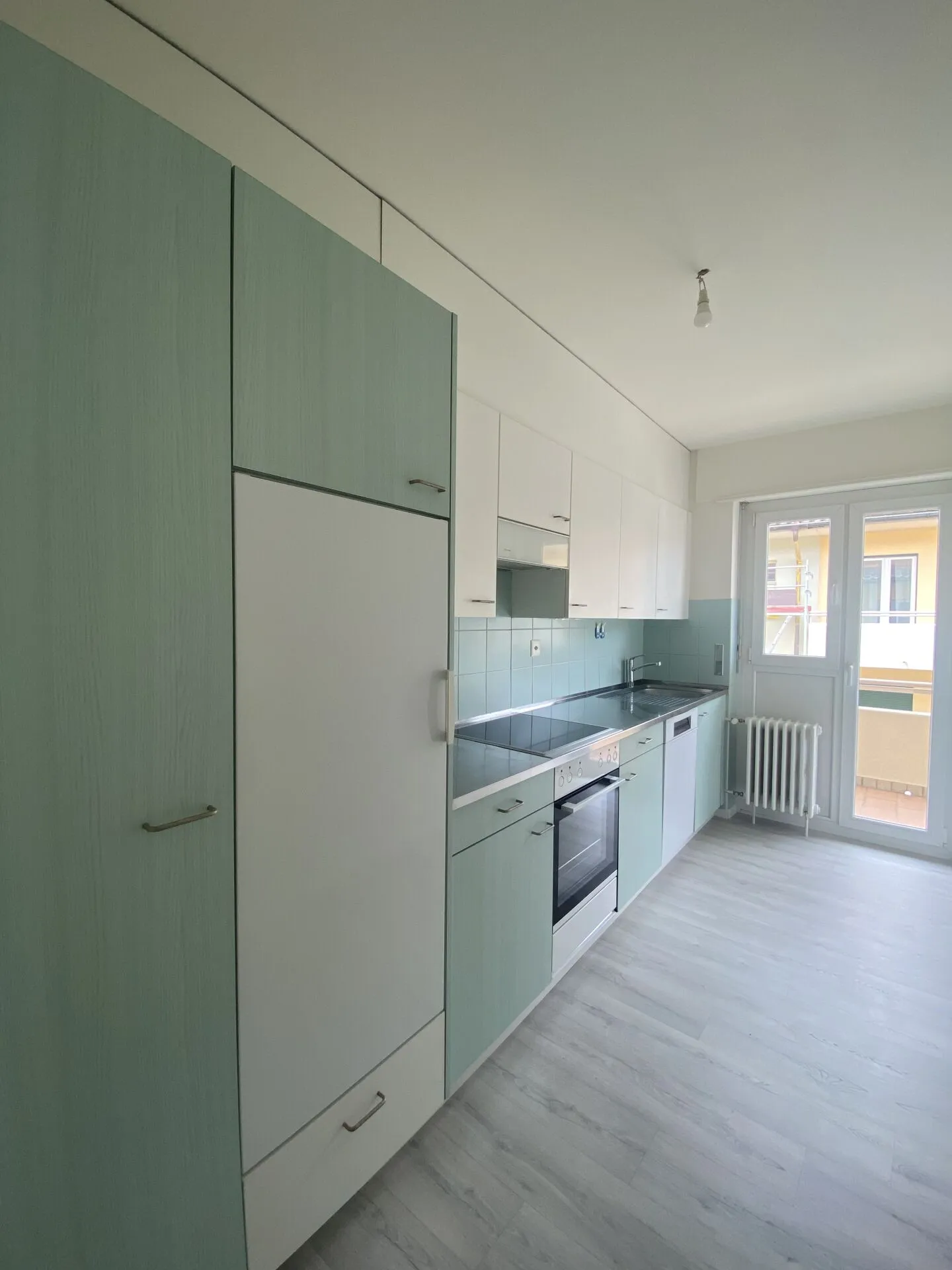 3.5 Rooms with Balcony in Strategic Location - Photo 1 of 6