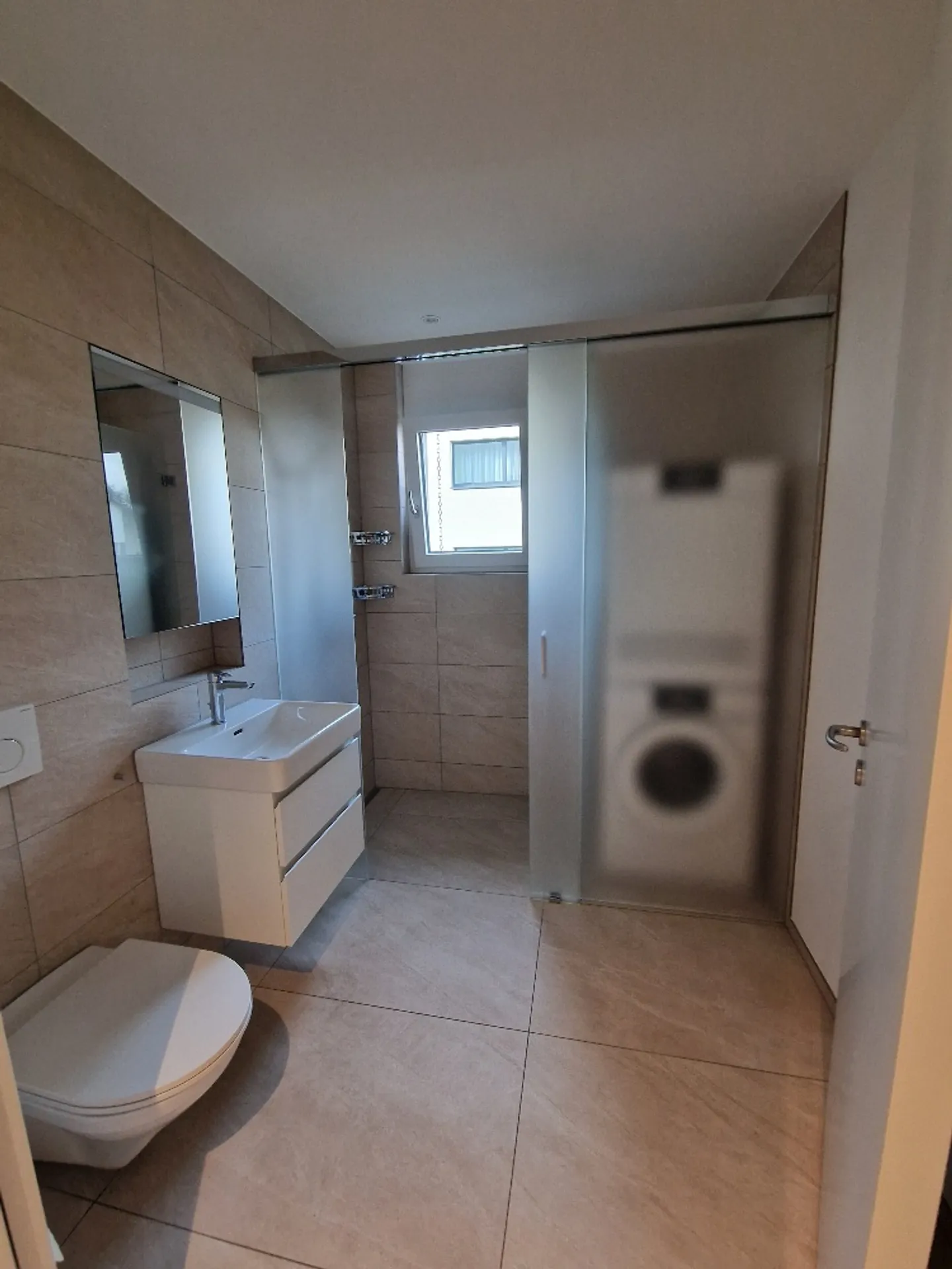 Luxurious 4.5-room apartment on the first floor at Main Street 21 - Photo 5 of 12