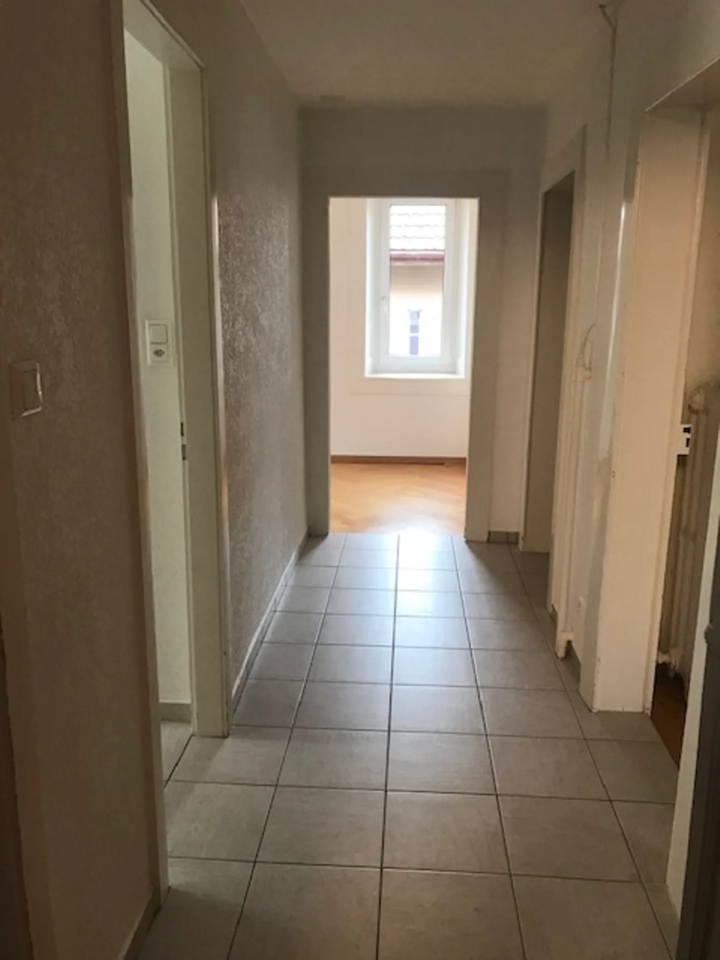 Appartement moderne 3 pièces - Photo 4 sur 9