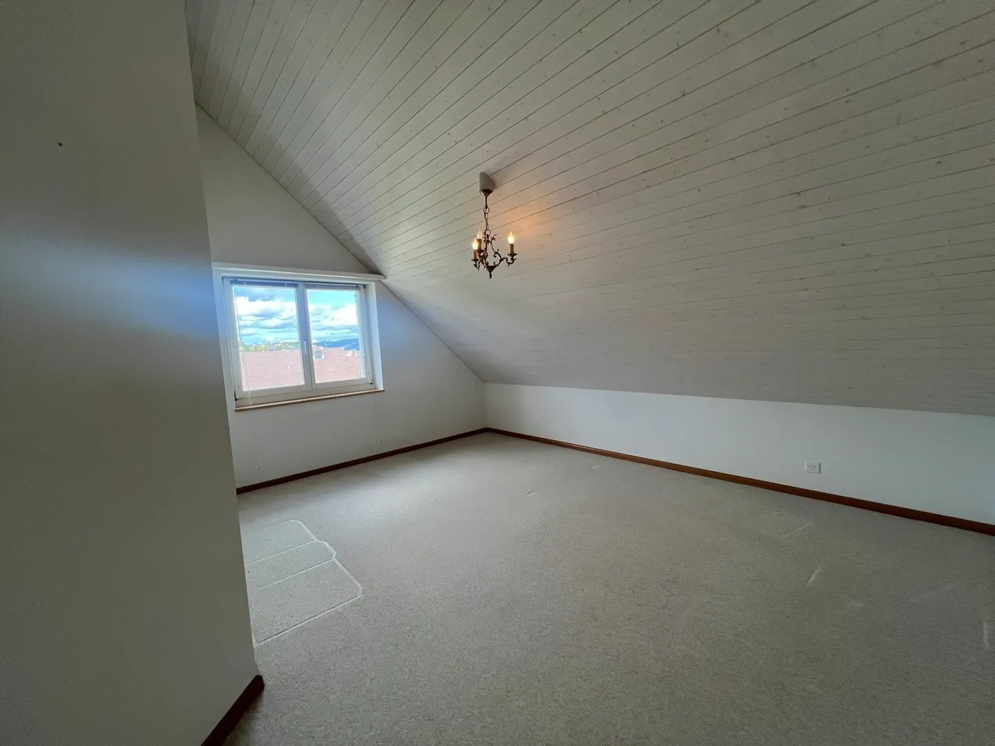 Maisonette de 3,5 pièces avec un balcon de rêve et une salle de loisirs - Photo 6 sur 17