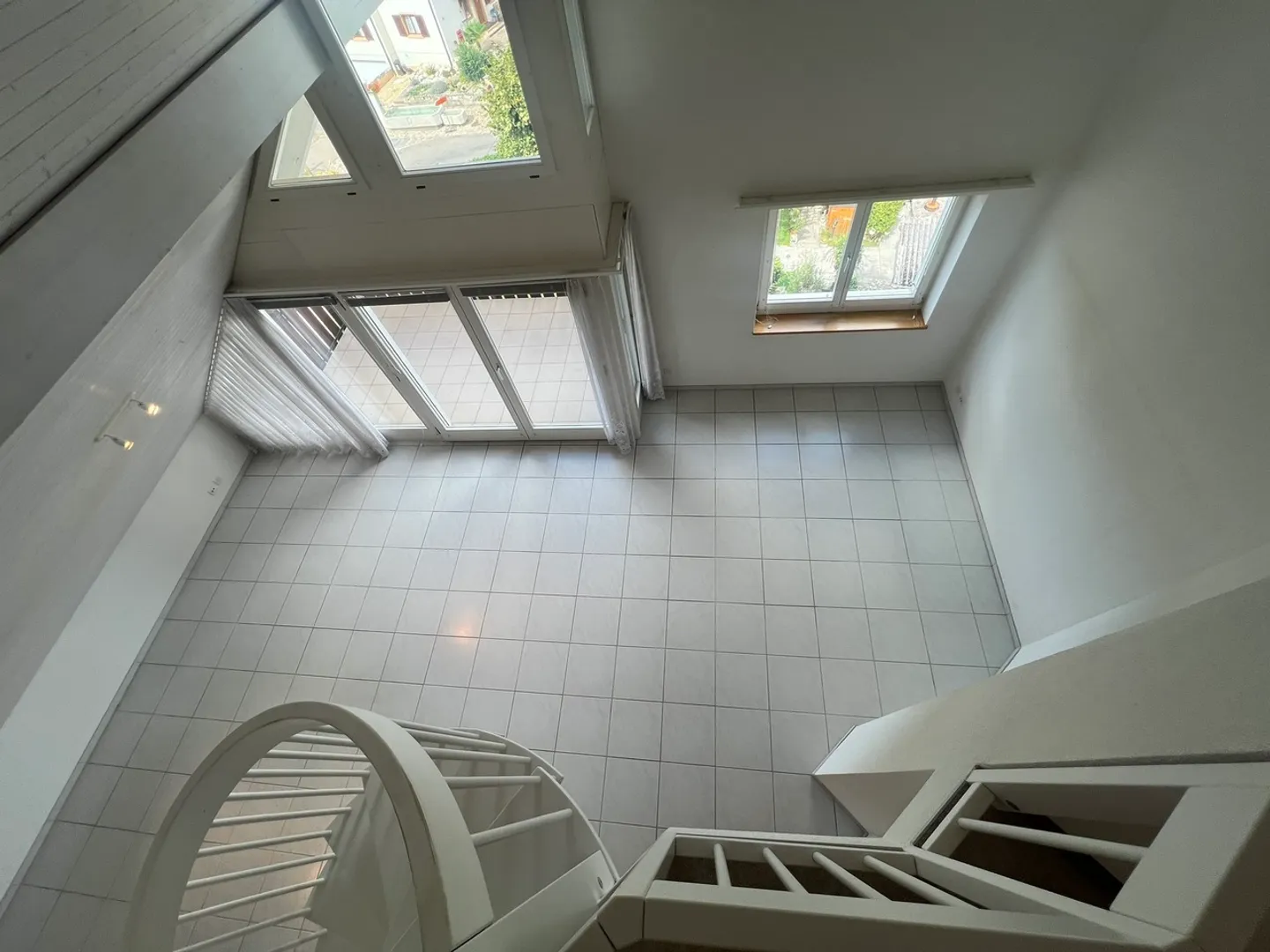 Maisonette de 3,5 pièces avec un balcon de rêve et une salle de loisirs - Photo 12 sur 17
