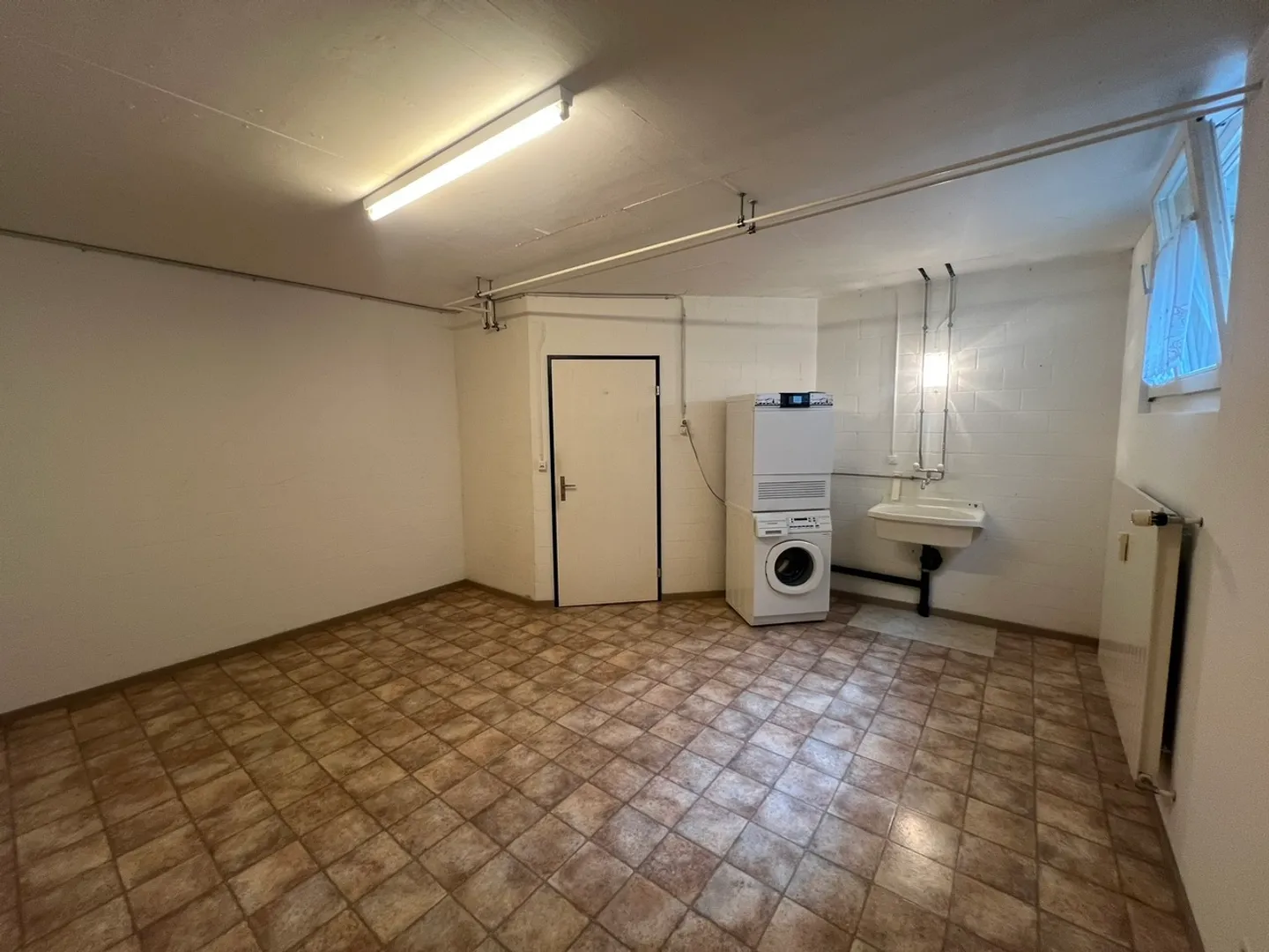 Maisonette de 3,5 pièces avec un balcon de rêve et une salle de loisirs - Photo 16 sur 17
