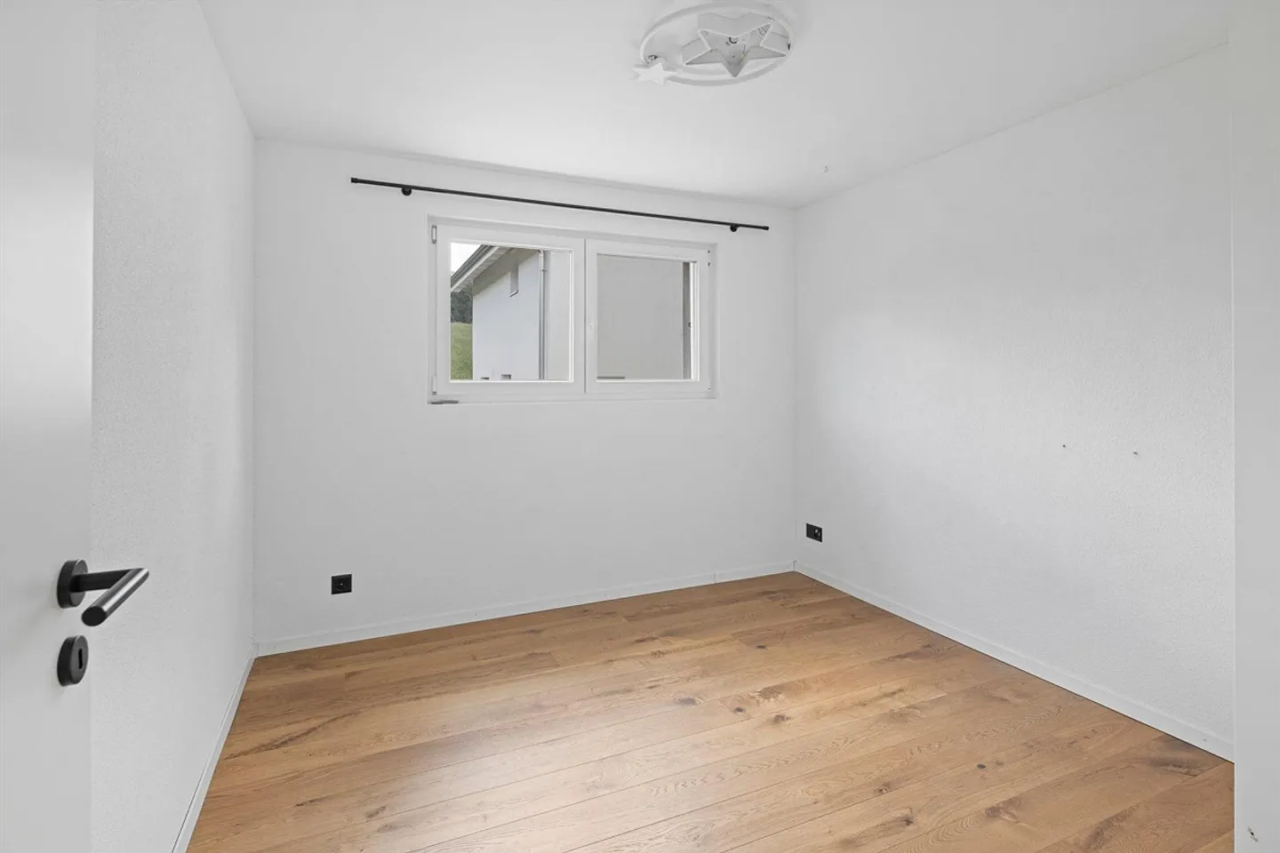 Stylish Family Home in Quiet Area - Photo 11 of 13