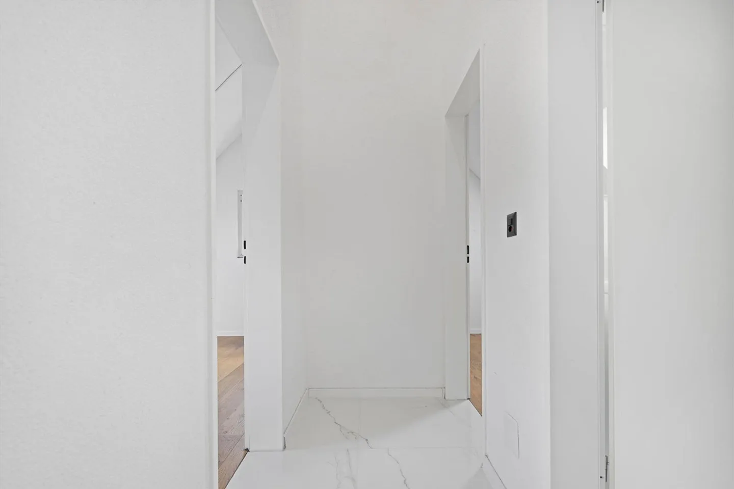 Stylish Family Home in Quiet Area - Photo 12 of 13