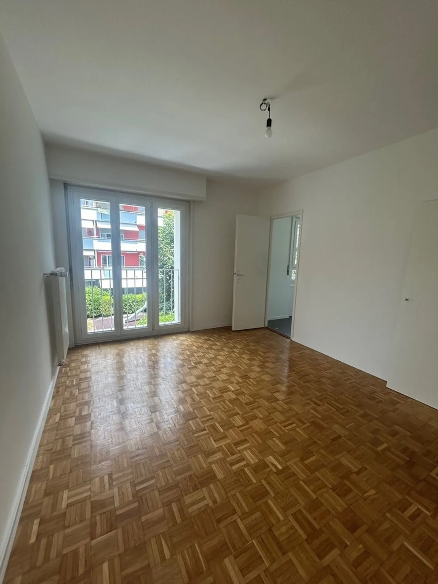 1-room apartments in the center of Lausanne - Photo 1 of 4