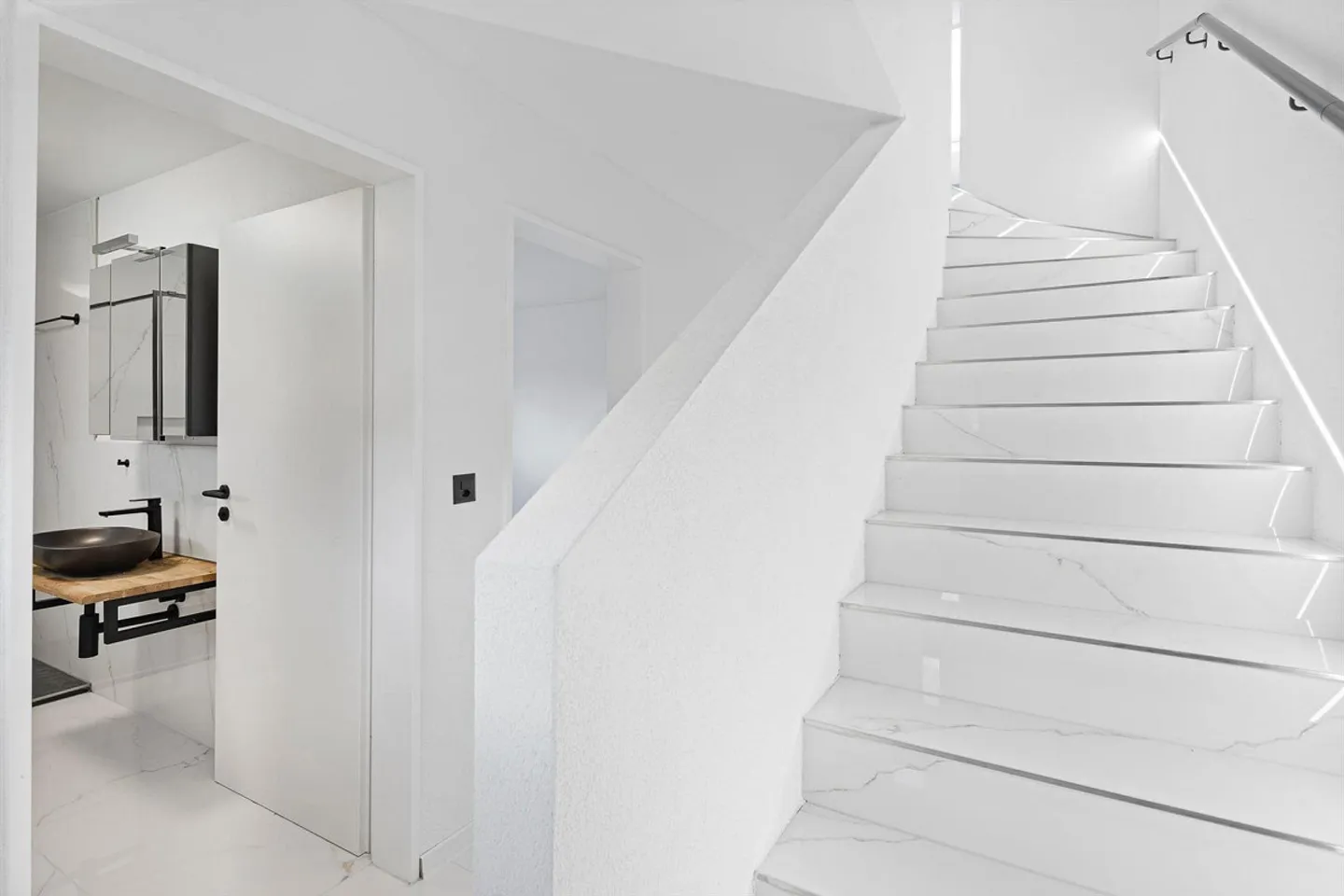 Stylish Family Home in Quiet Area - Photo 6 of 13