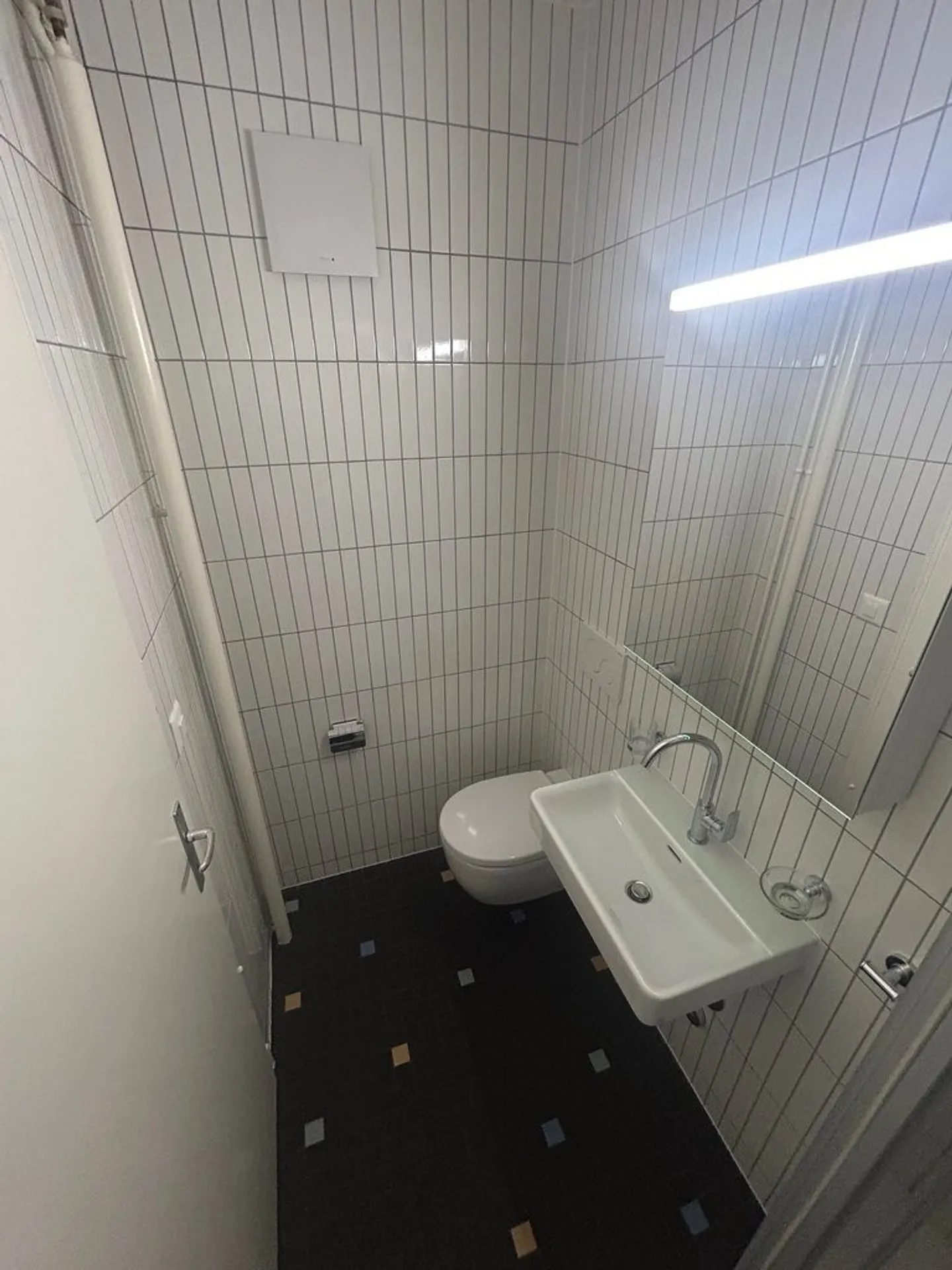 1-room apartments in the center of Lausanne - Photo 3 of 4