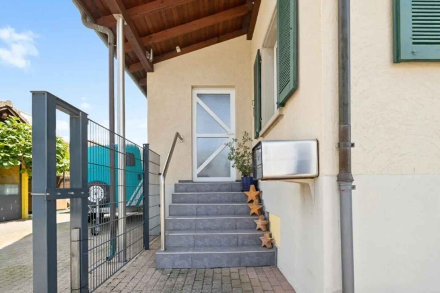 EQUITAZIONE, IMMOBILE RESIDENZIALE E COMMERCIALE CON DIVERSE POSSIBILITÀ D'USO - Foto 6 di 20