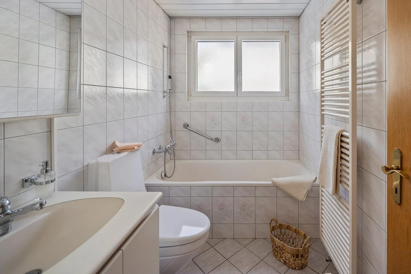 Charming Detached House in Quiet Area - Photo 8 of 13