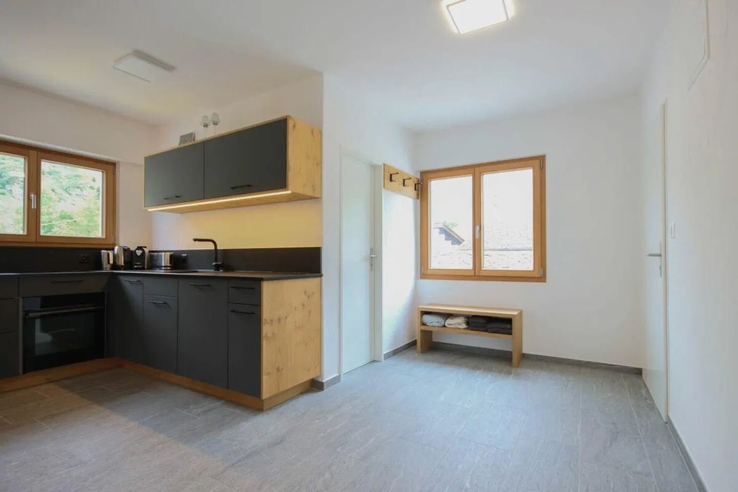 Renovated 2½-room holiday apartment on the 2nd floor in close proximity to... - Photo 6 of 10
