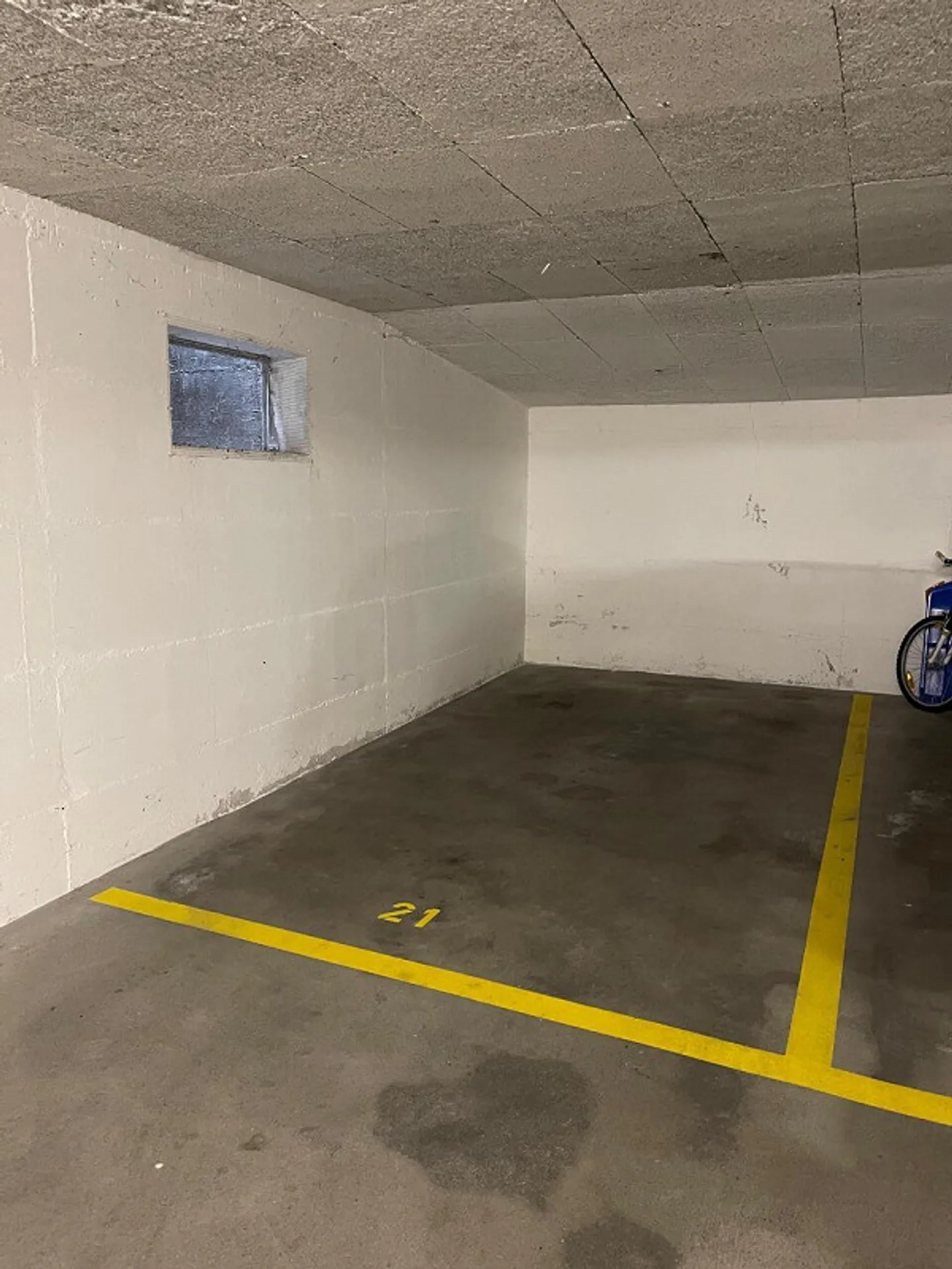 Posto auto in una posizione centrale nel quartiere Hirtenhof di Lucerna - Foto 2 di 5