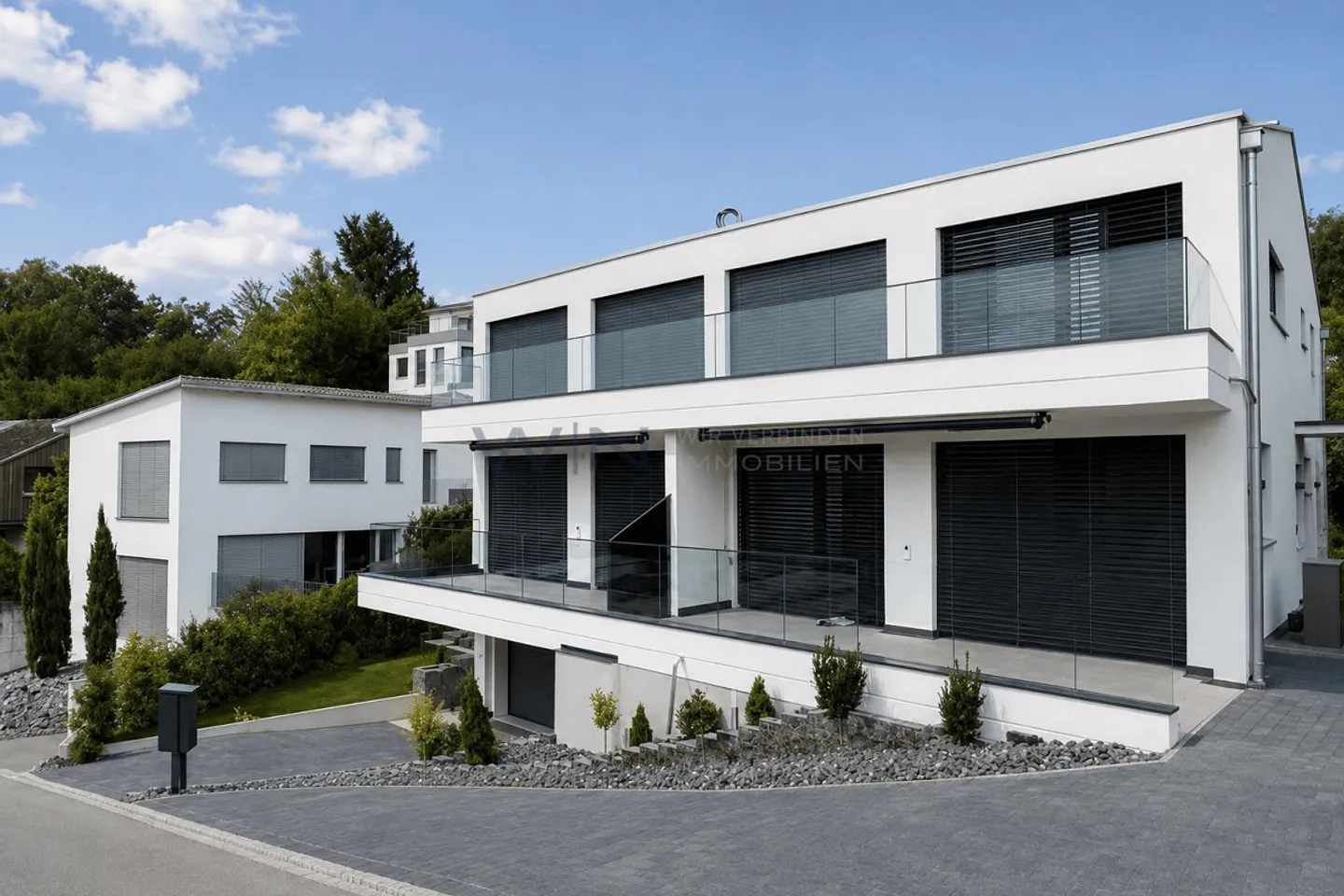Where architecture expresses ambition - Photo 10 of 12