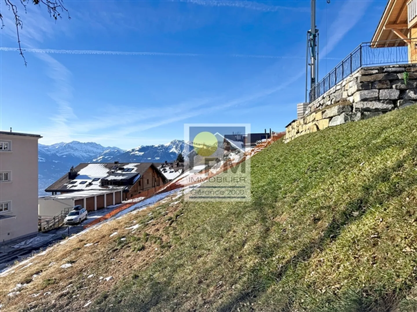 Un terrain de 595 m² à vendre près de toutes les commodités - Photo 1 sur 4