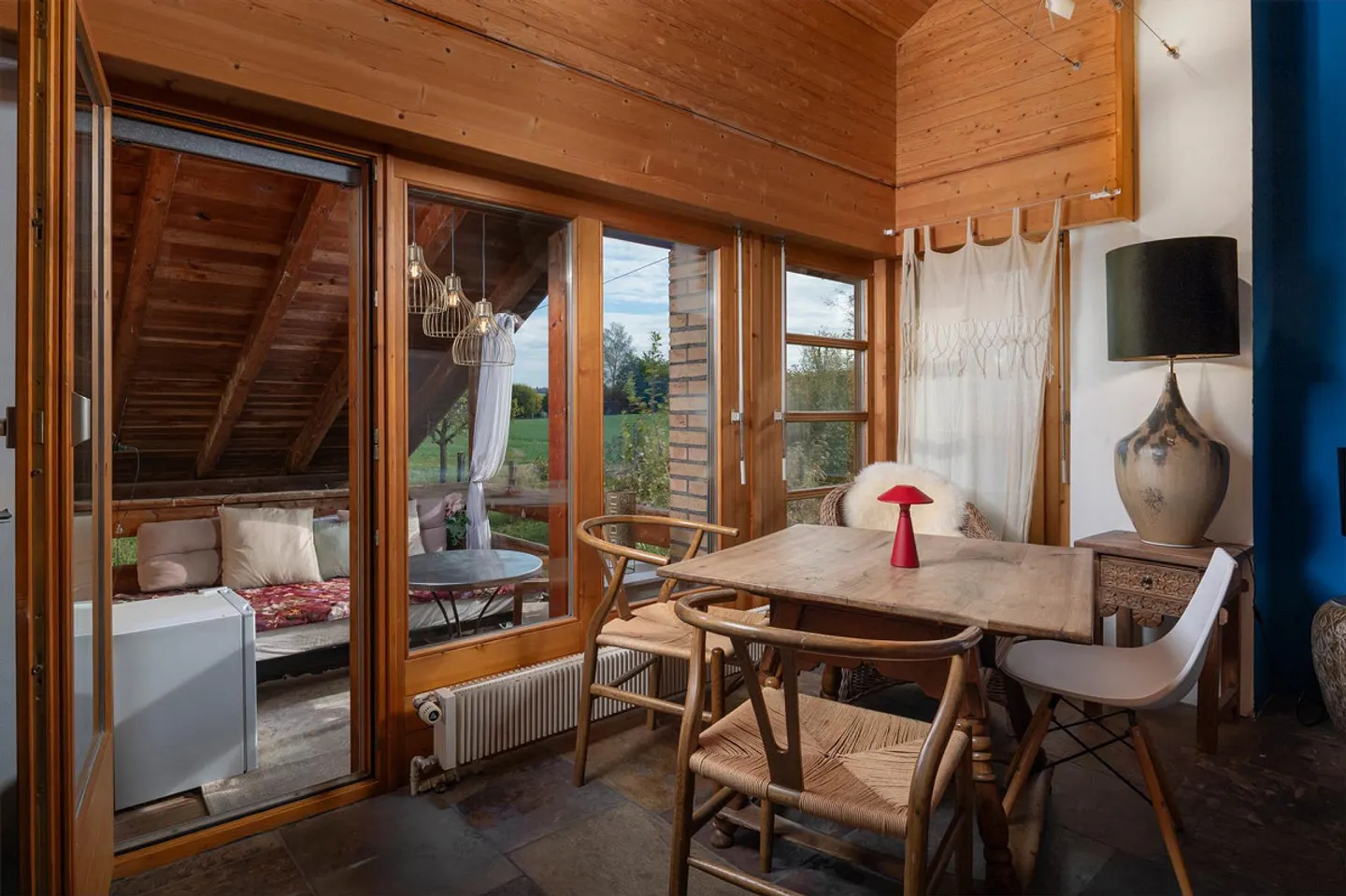 Une maison pleine de possibilités! - Photo 5 sur 13