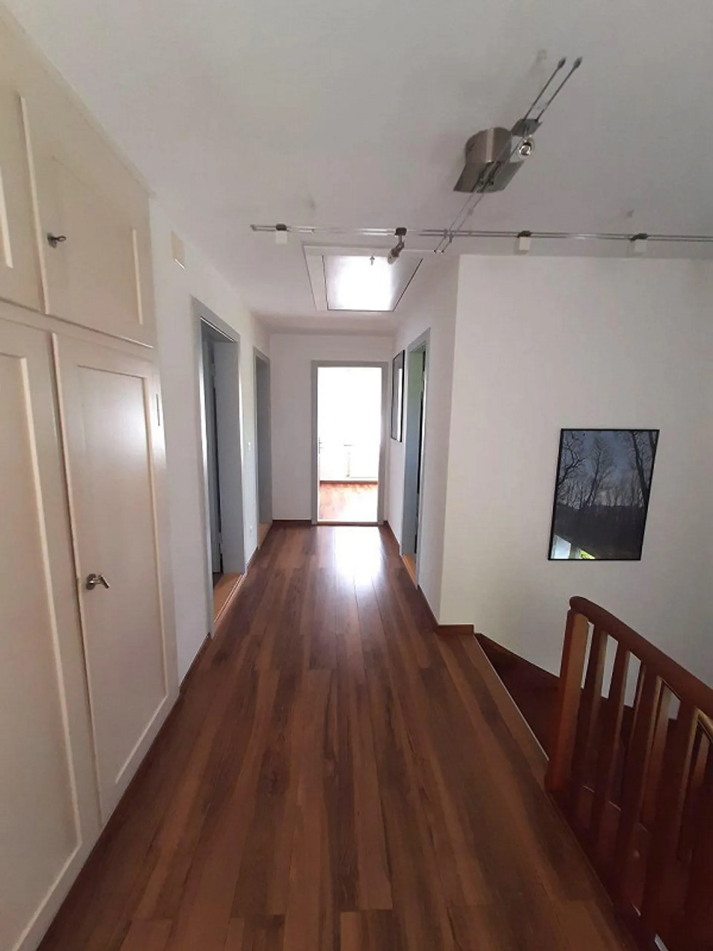 5 1/2 room single-family house with separate double garage - Photo 8 of 12