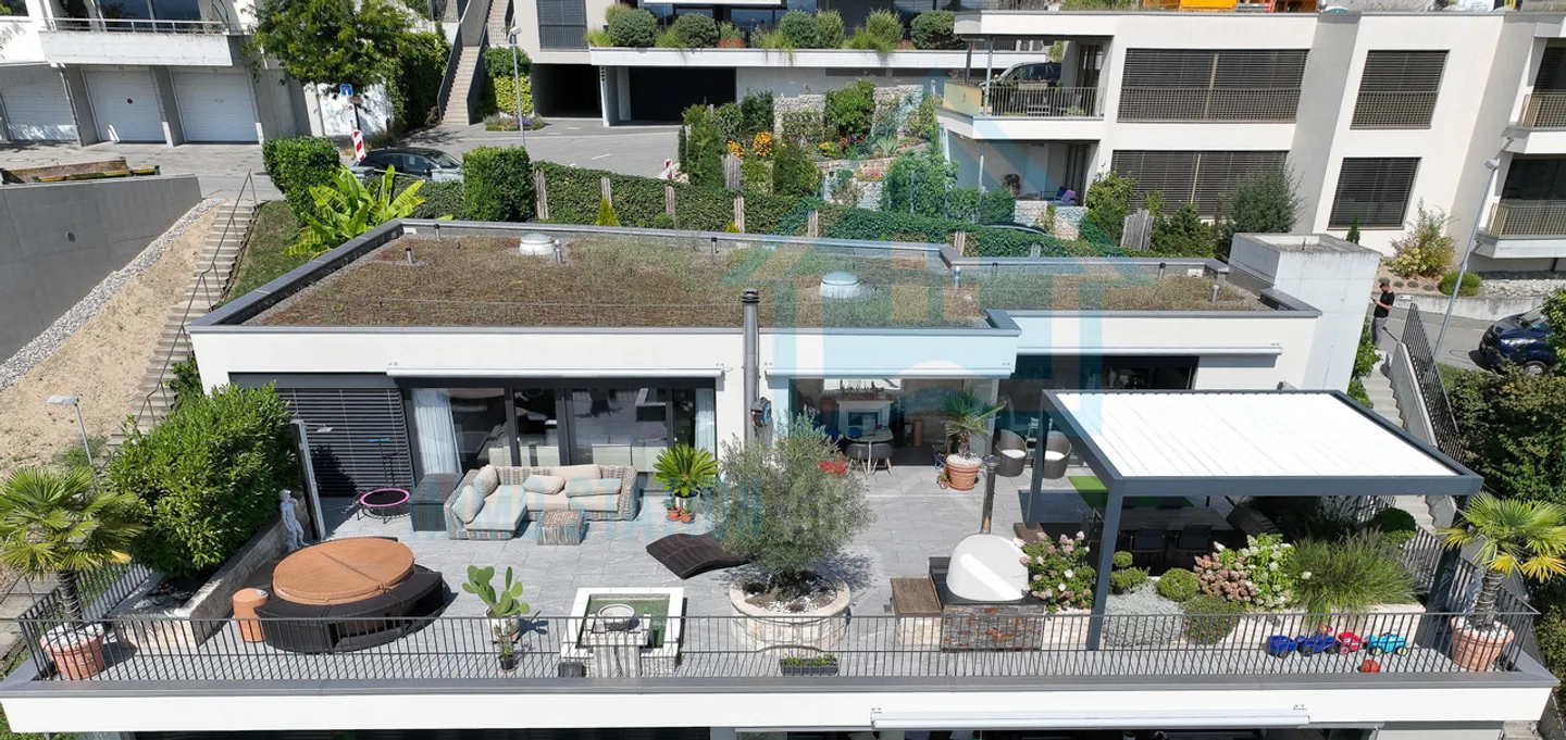 Casa a terrazza di alta qualità con vista panoramica in posizione privilegiata - Foto 3 di 16