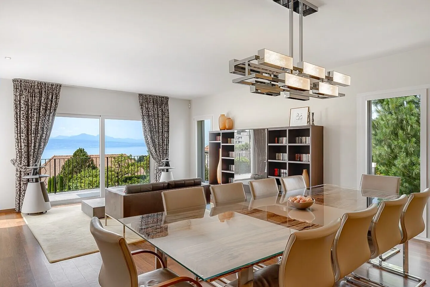 Exceptional residence in the heart of the beautiful Lausanne neighborhoods - Photo 7 of 20