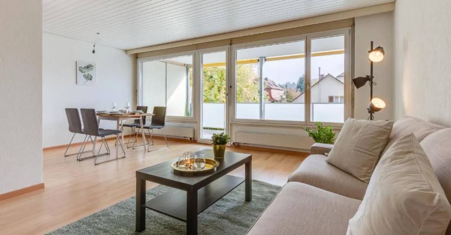 La tua nuova casa da sogno con un grande balcone! - Foto 3 di 10