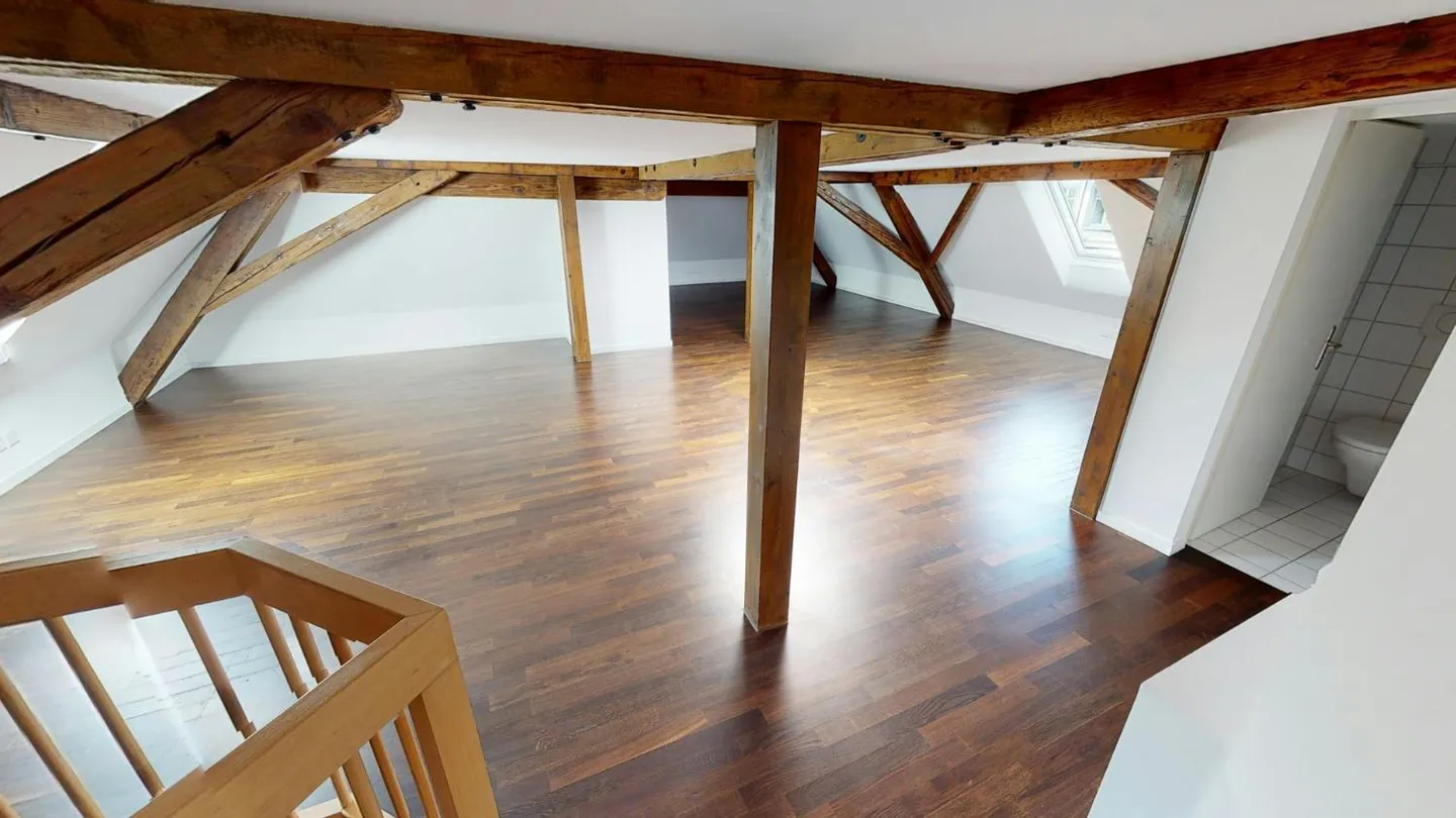 Espace de bureau moderne développé avec zone supplémentaire intégrée - Photo 4 sur 13