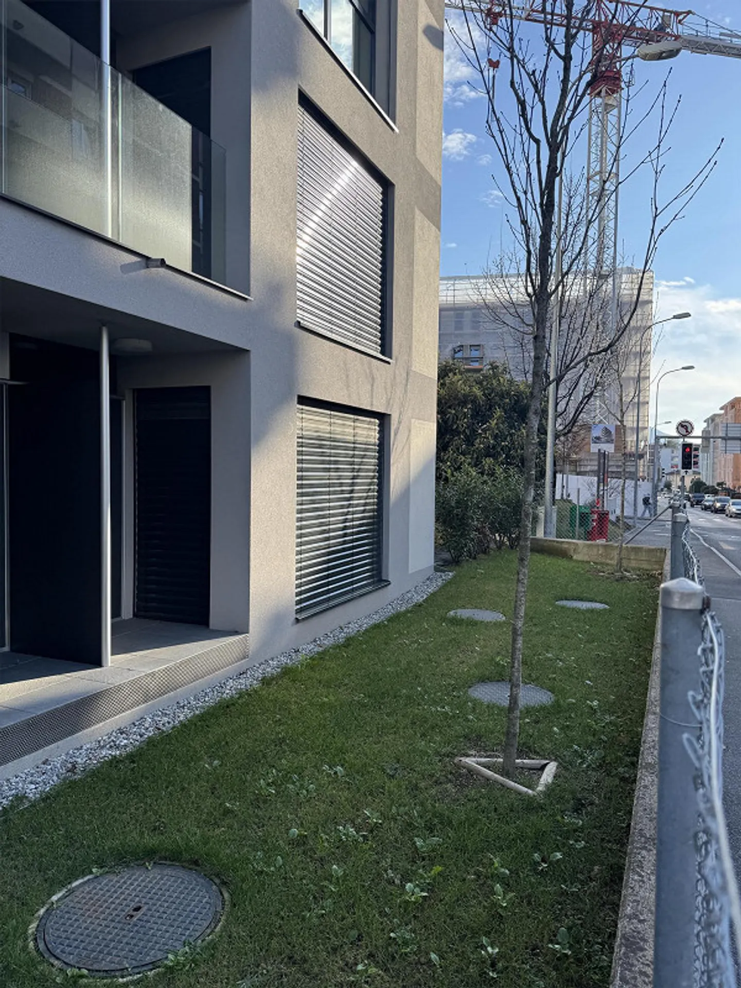 BÜRO AN DER STRASSE Neue Residenz - Modern Luxus und Komfort - Foto 3 von 25