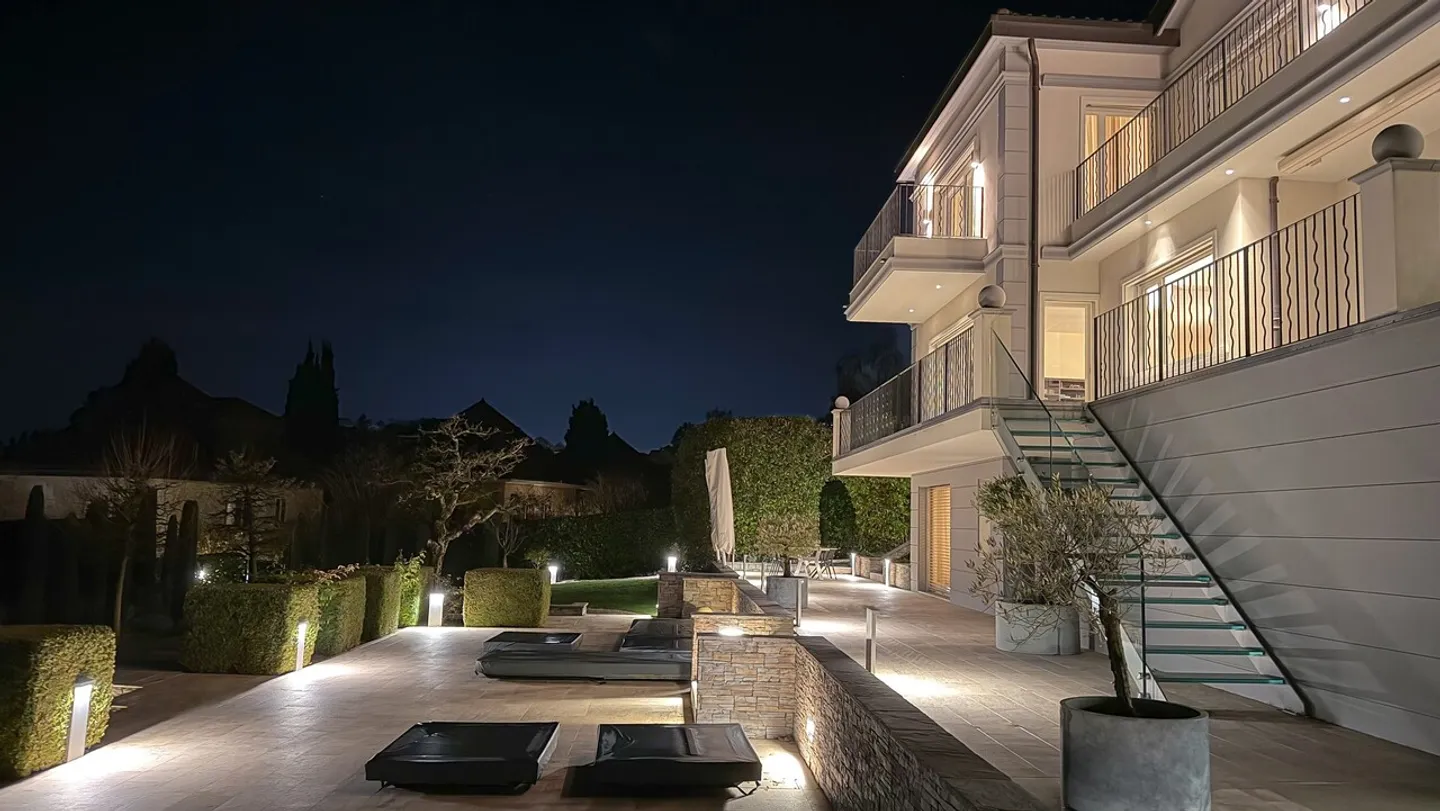 Exceptional residence in the heart of the beautiful Lausanne neighborhoods - Photo 14 of 20