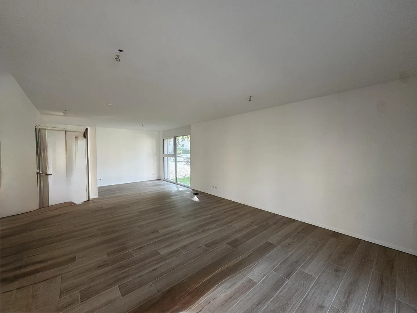 BÜRO AN DER STRASSE Neue Residenz - Modern Luxus und Komfort - Foto 24 von 25