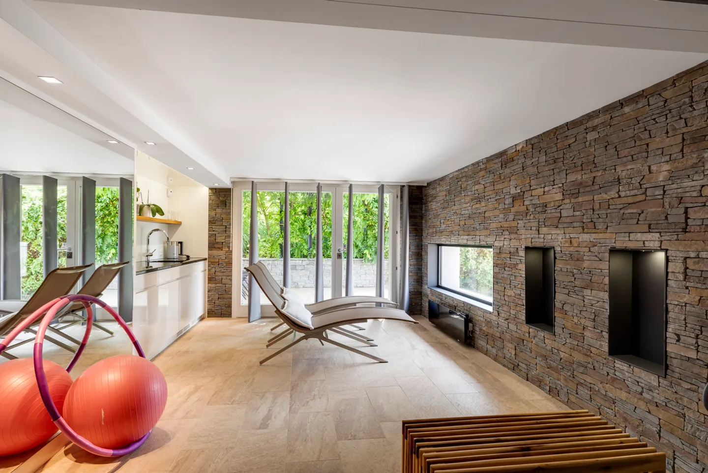 Exceptional residence in the heart of the beautiful Lausanne neighborhoods - Photo 17 of 20