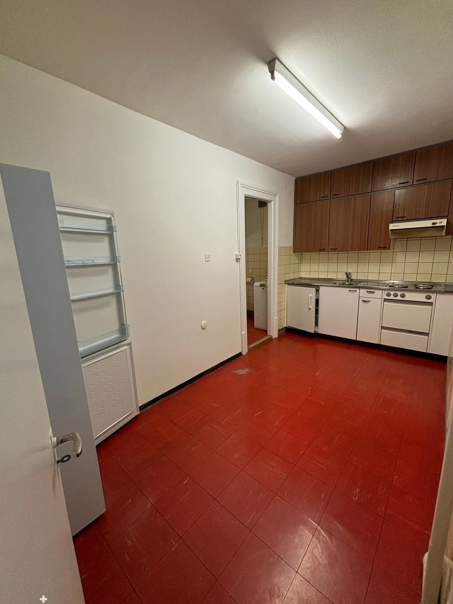 Charming 3.5-room apartment on Bahnhofstrasse in Biel - Photo 5 of 12