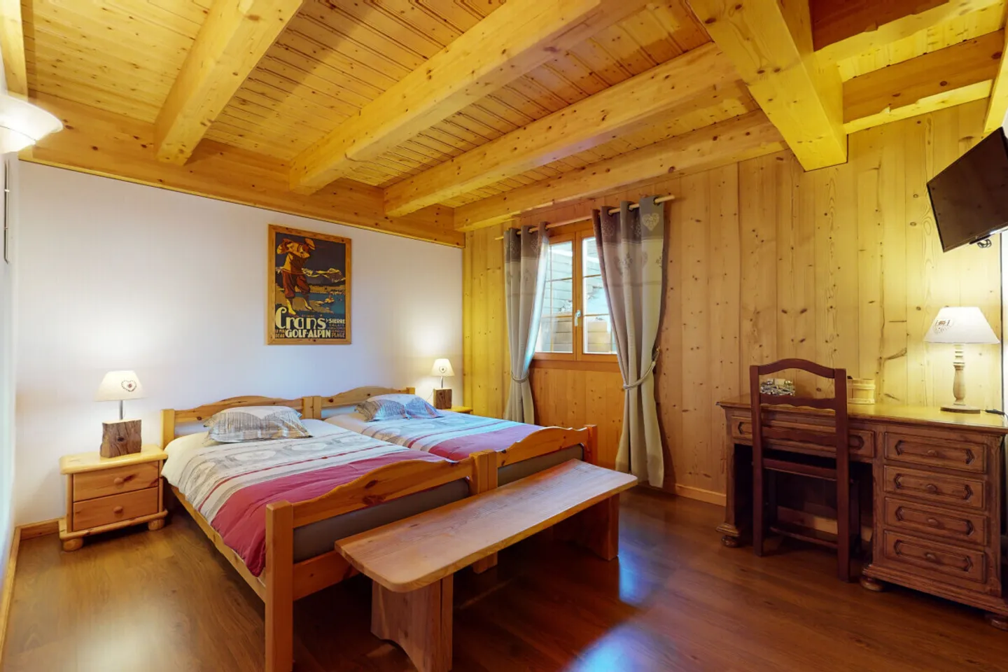 EXCLUSIVITE: Magnifique chalet de luxe proche de Crans-Montana - Photo 8 sur 13