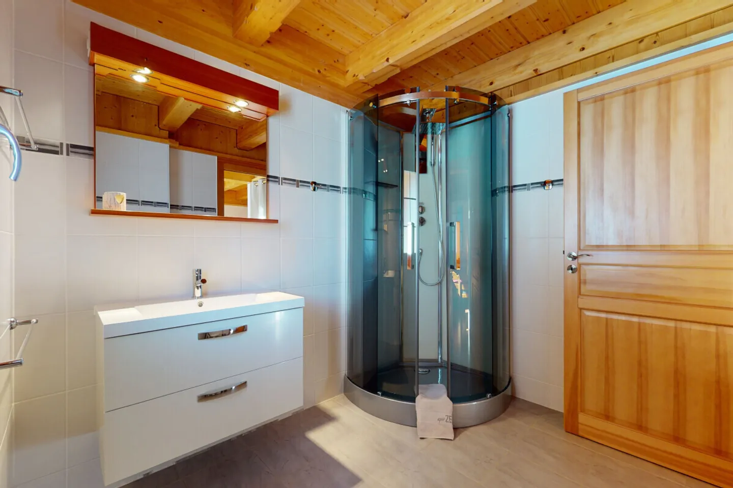 EXCLUSIVITE: Magnifique chalet de luxe proche de Crans-Montana - Photo 10 sur 13