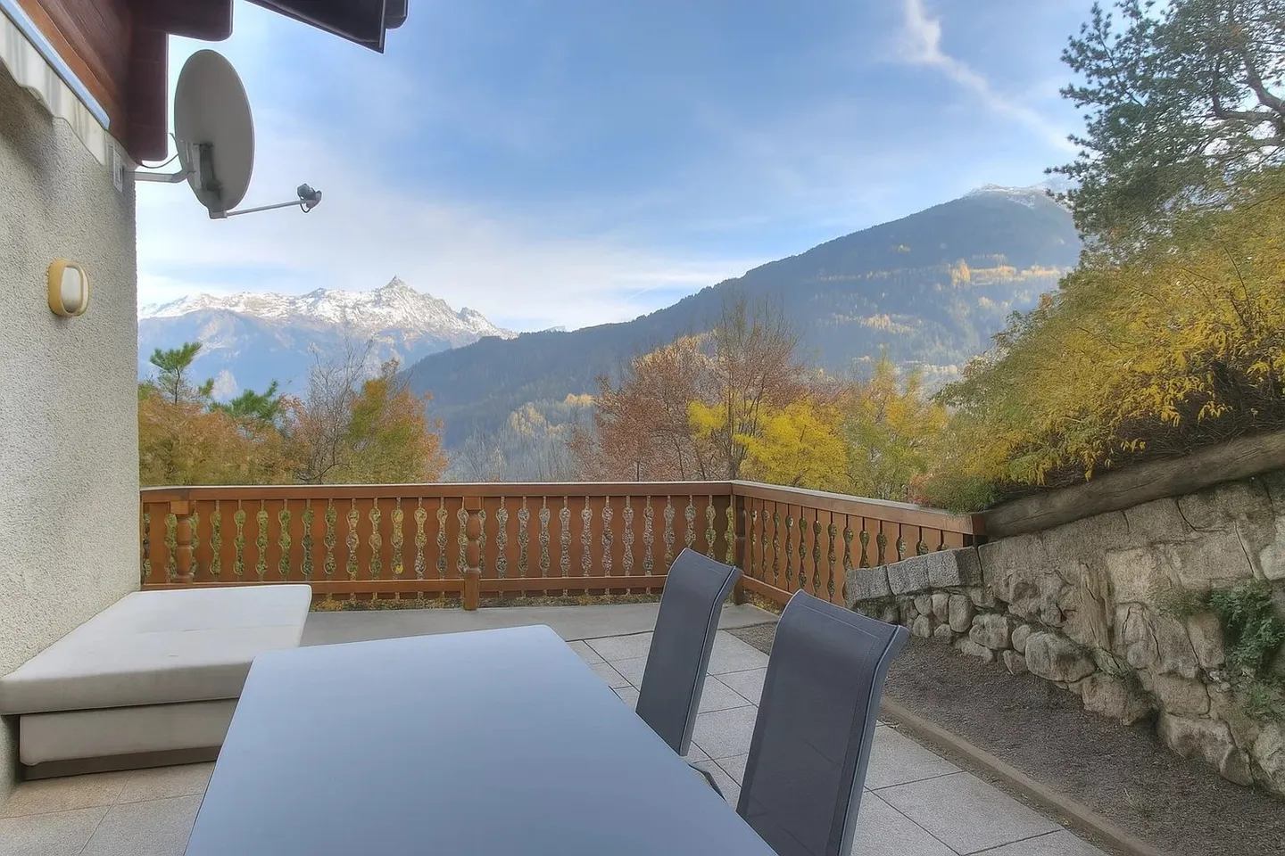 Chalet mit 2 Apartments, ideal für Investoren - Foto 7 von 13