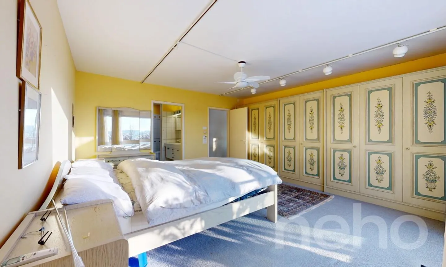 Appartamento con terrazza su due livelli con giardino d'inverno e panorama - Foto 10 di 11