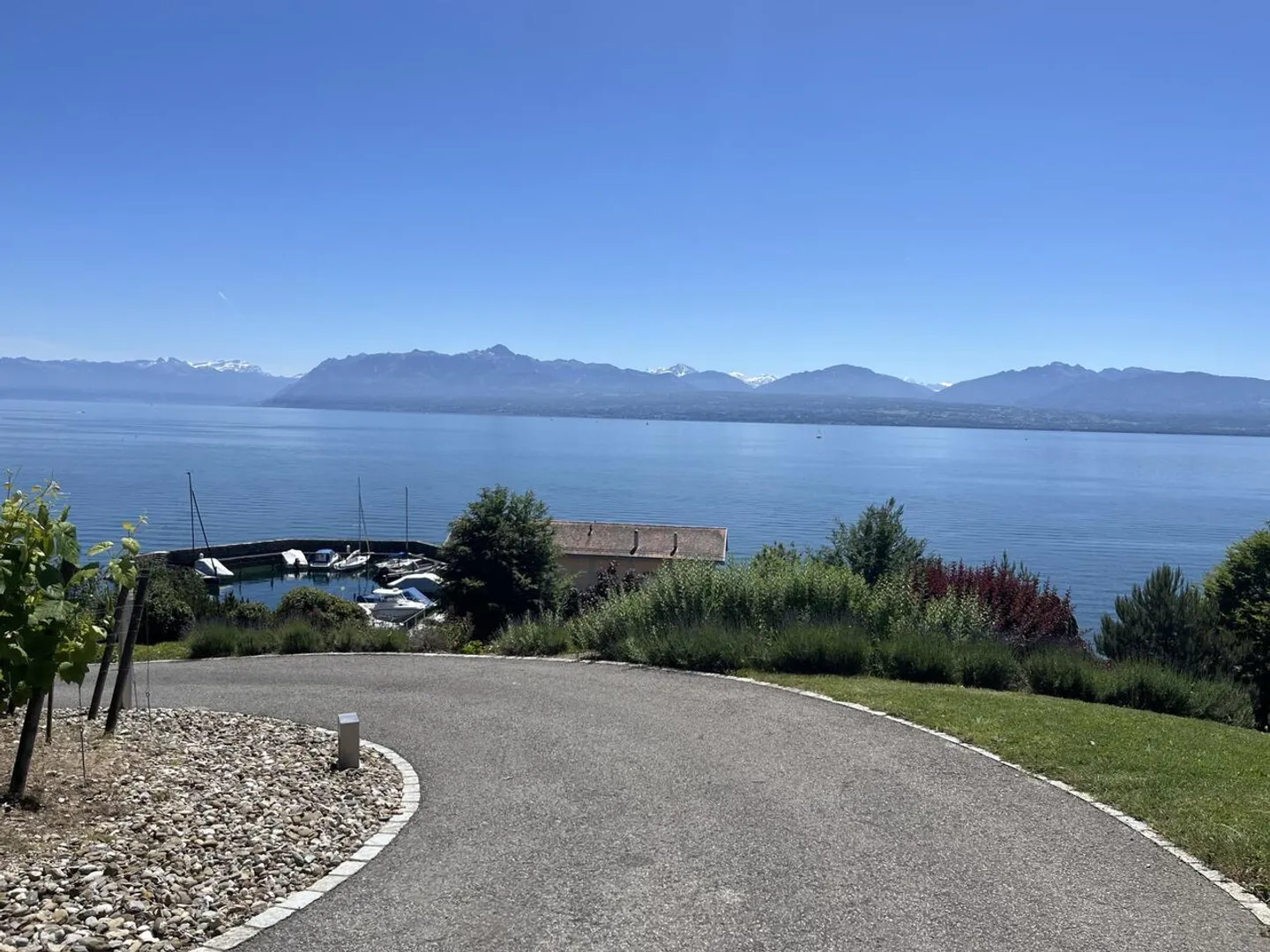 Appartement Exceptionnel avec Vue Lac - Photo 23 sur 34