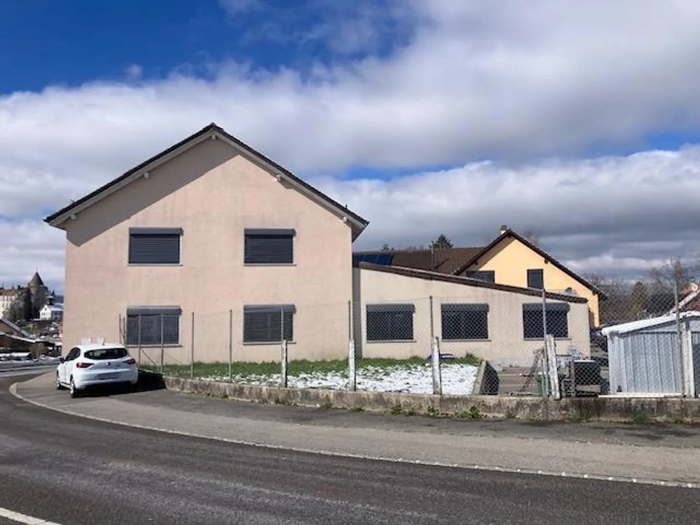 Gemischt genutztes Gebäude - Foto 7 von 12