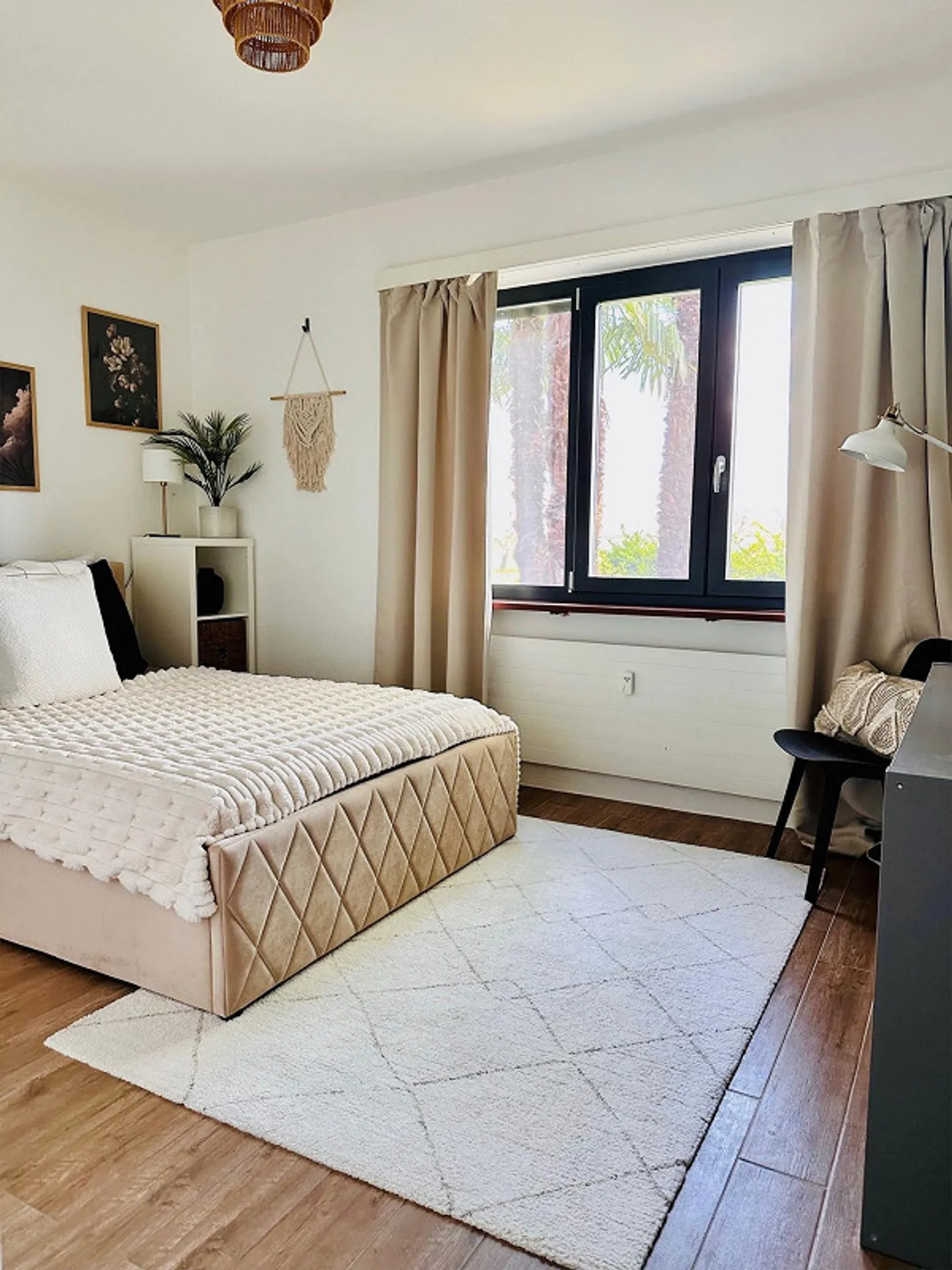 In Affitto - Elegante Appartamento con 4 Camere da Letto e Piscina nella Prestigiosa Ascona - Foto 22 di 24