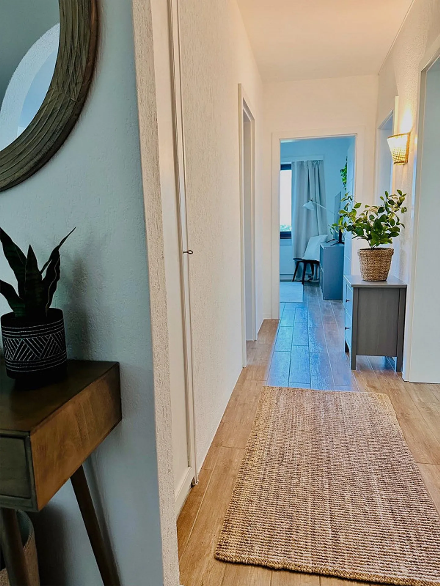 In Affitto - Elegante Appartamento con 4 Camere da Letto e Piscina nella Prestigiosa Ascona - Foto 15 di 24