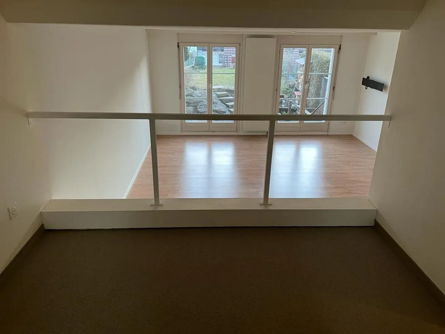 Una strada di quartiere tranquilla - Foto 6 di 13