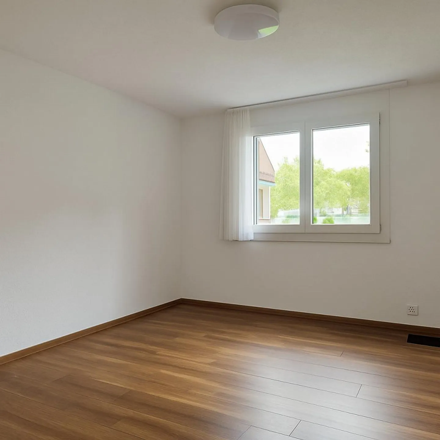 Appartement de jardin 3,5 pièces - entièrement rénové et prêt à emménager ! - Photo 4 sur 8