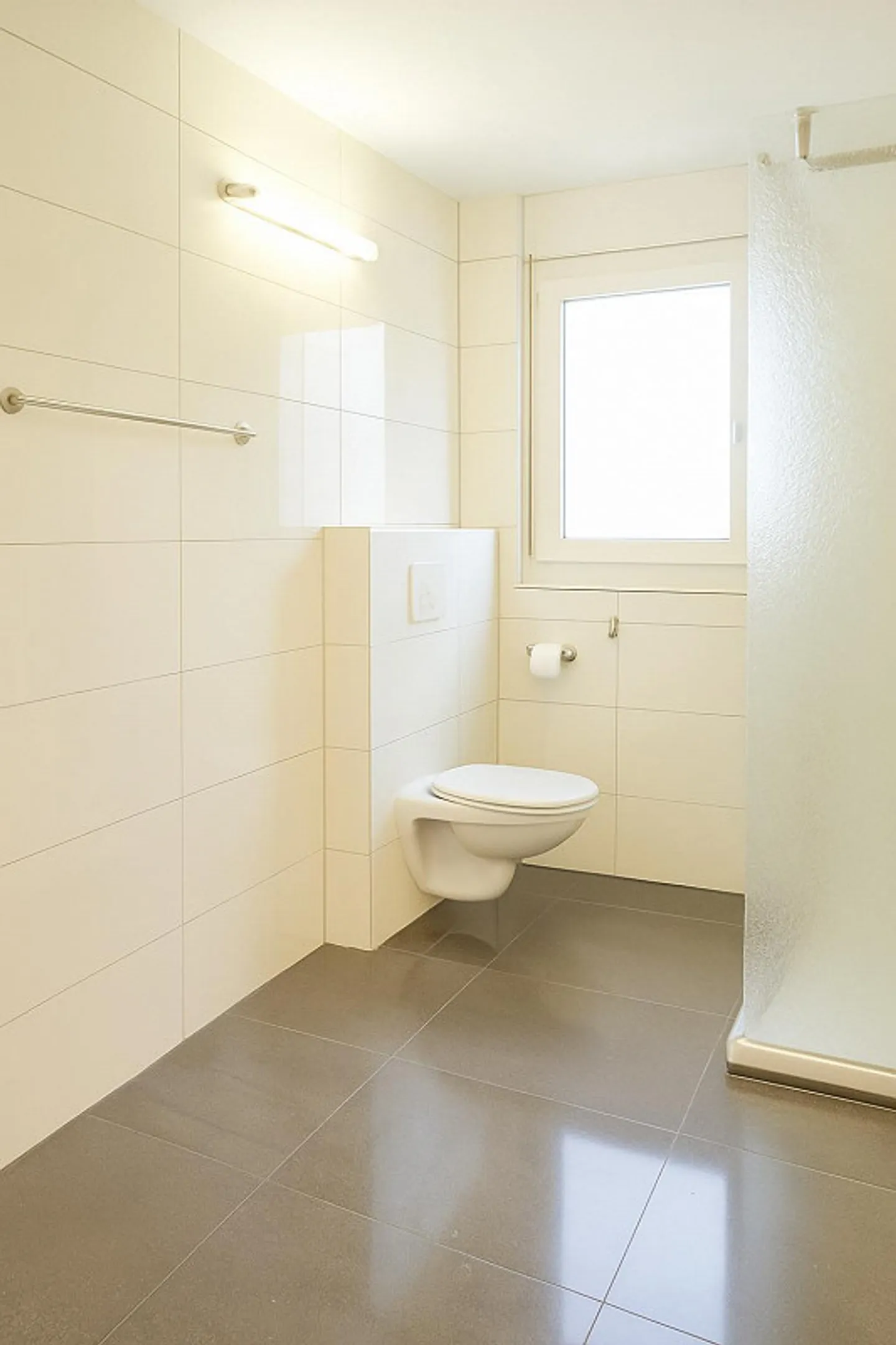 Appartement de jardin 3,5 pièces - entièrement rénové et prêt à emménager ! - Photo 6 sur 8
