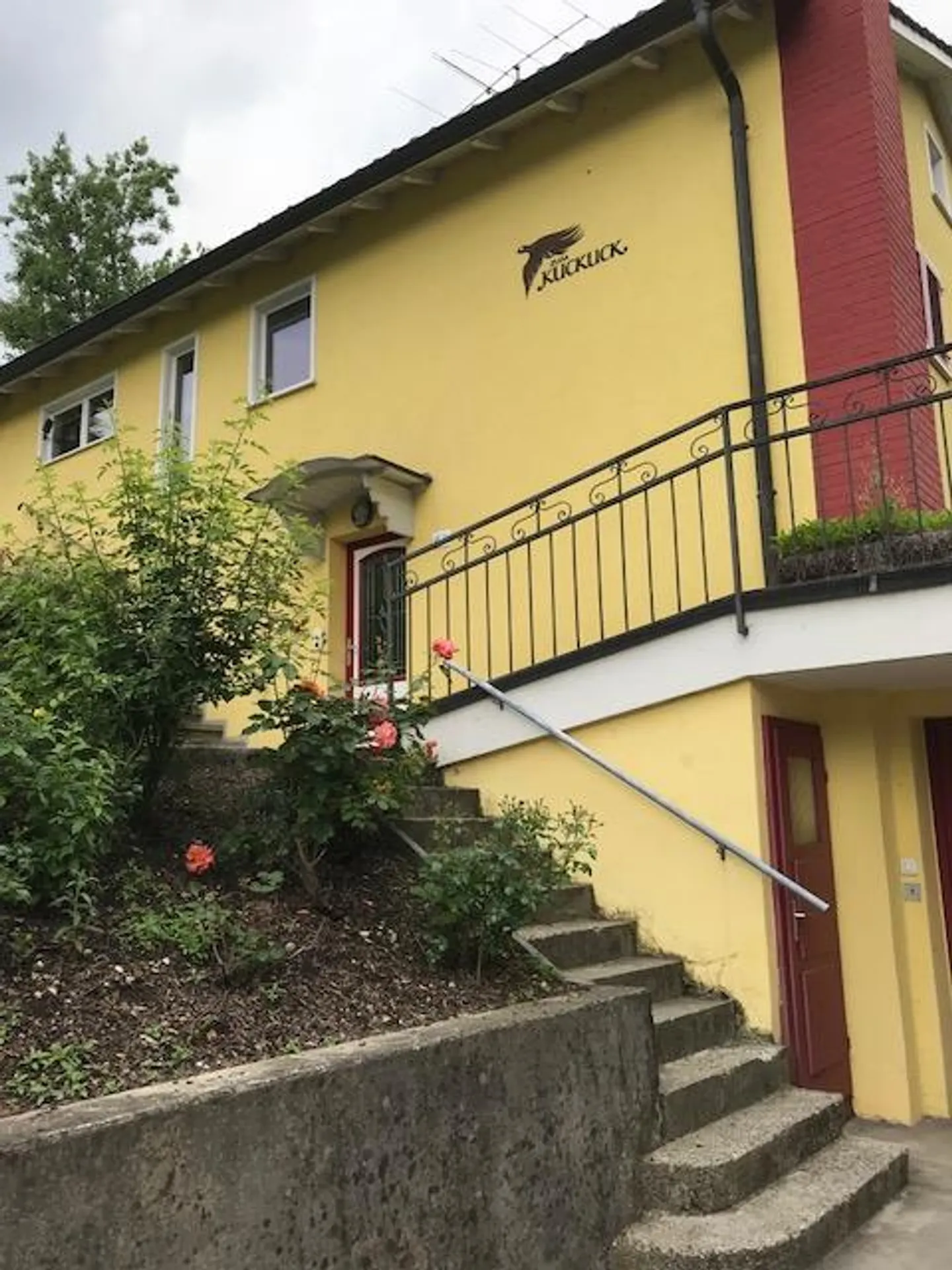 Maison individuelle spacieuse de 5,5 pièces - Photo 1 sur 11