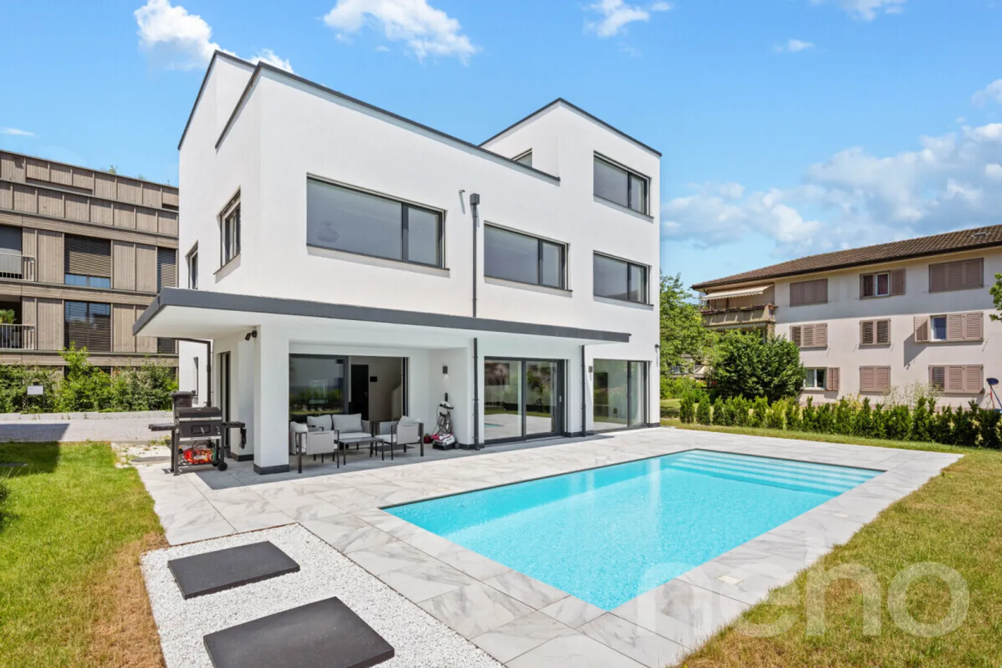 Luxushaus mit Pool in Suhr - Foto 10 von 12
