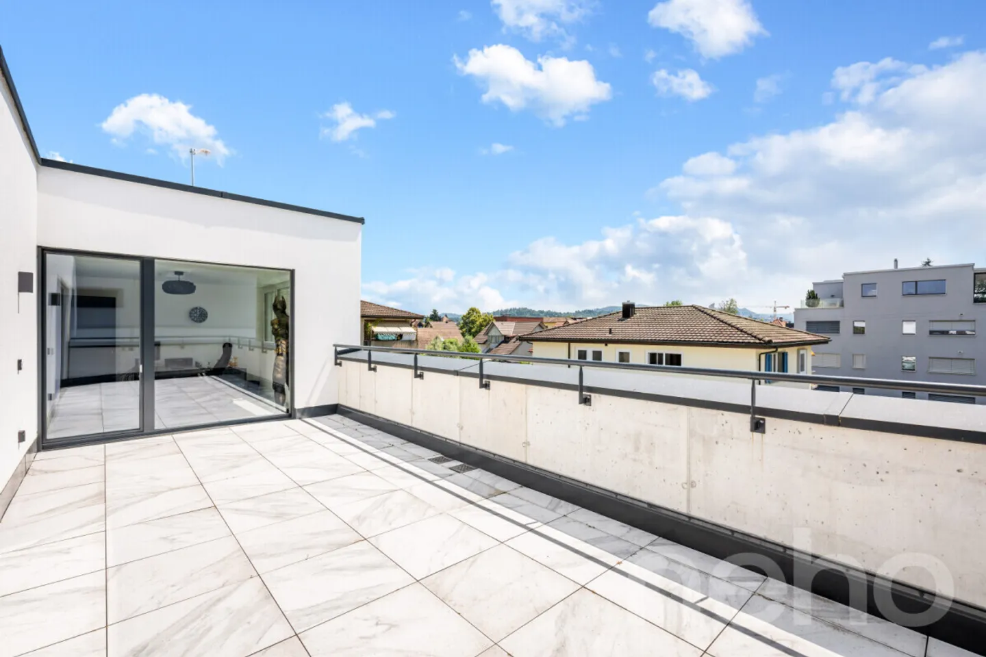 Luxushaus mit Pool in Suhr - Foto 11 von 12