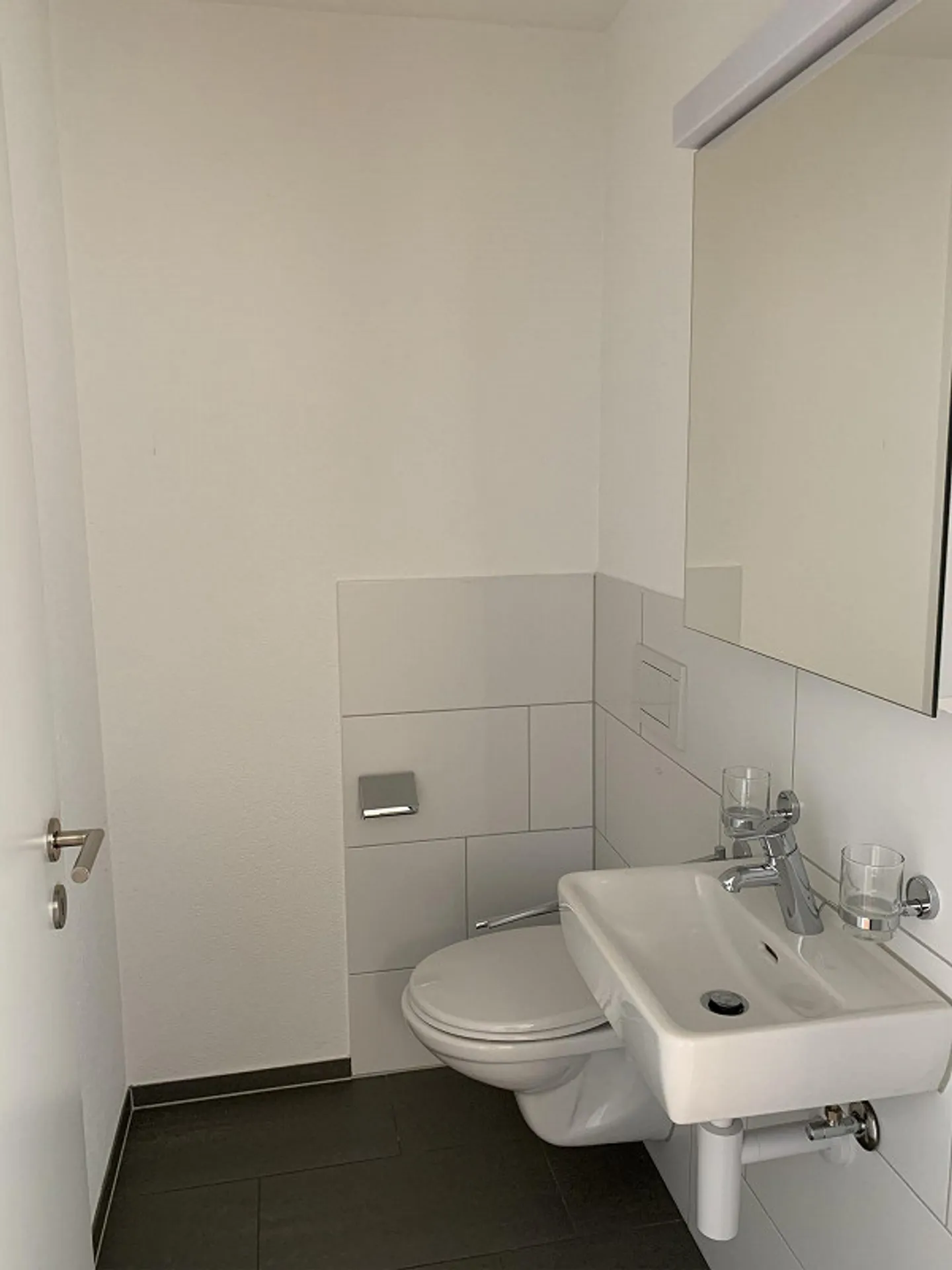 Modern 5.5-room penthouse apartment with a view in Weinfelden - Photo 11 of 13