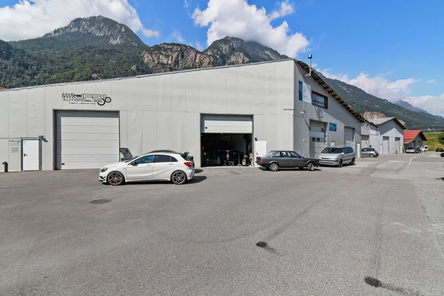 Edificio ad uso misto in affitto - Foto 5 di 11