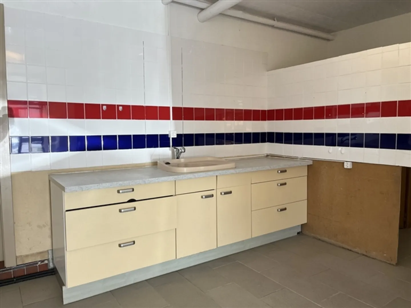 Commercial Spaces for Sale in the Center of Villars-Tiercelin - Photo 7 of 9