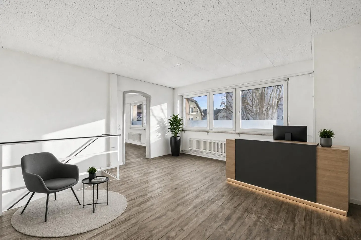 Bezugsbereite Bürofläche im Herzen von Binningen - Foto 7 von 13
