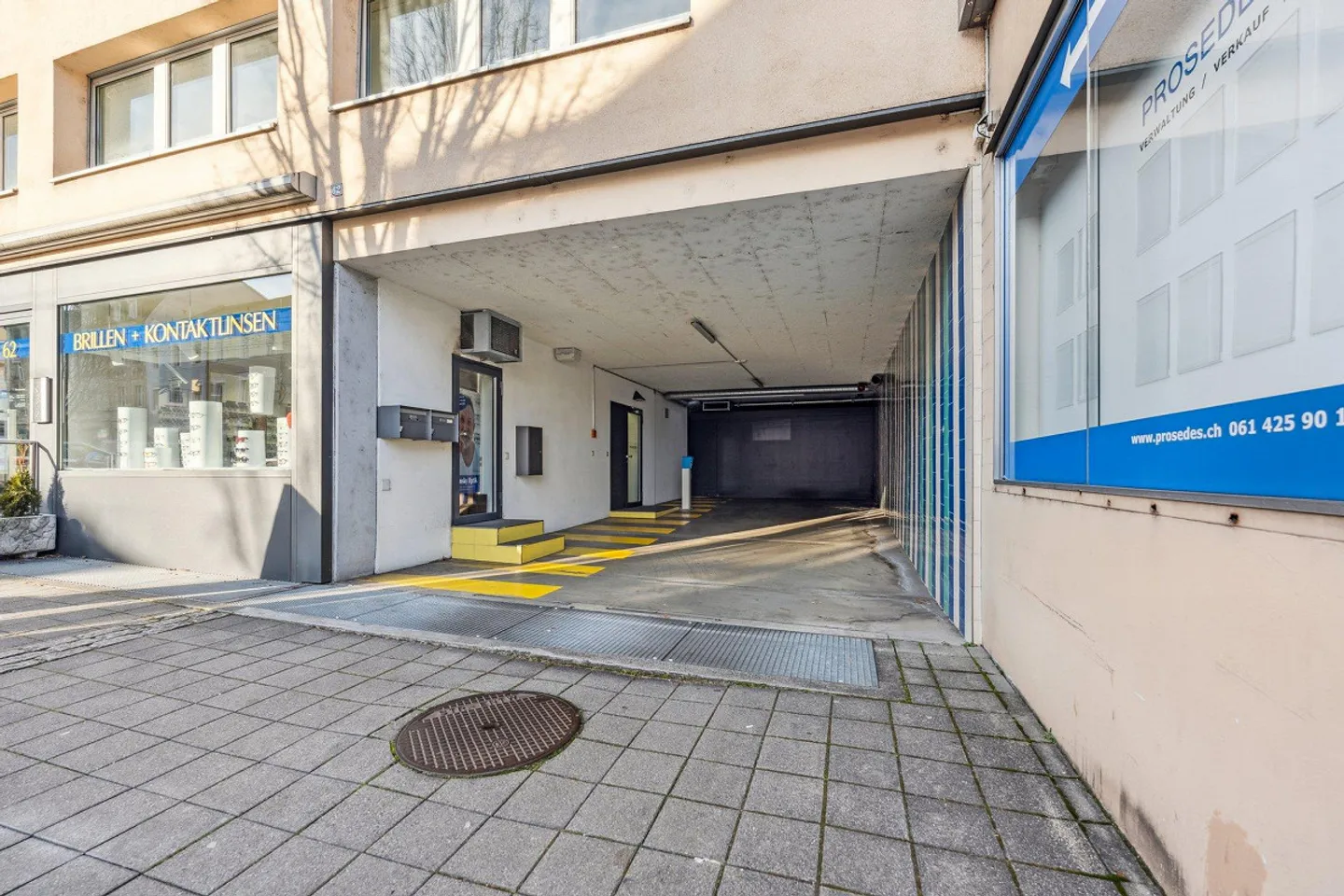Bezugsbereite Bürofläche im Herzen von Binningen - Foto 13 von 13