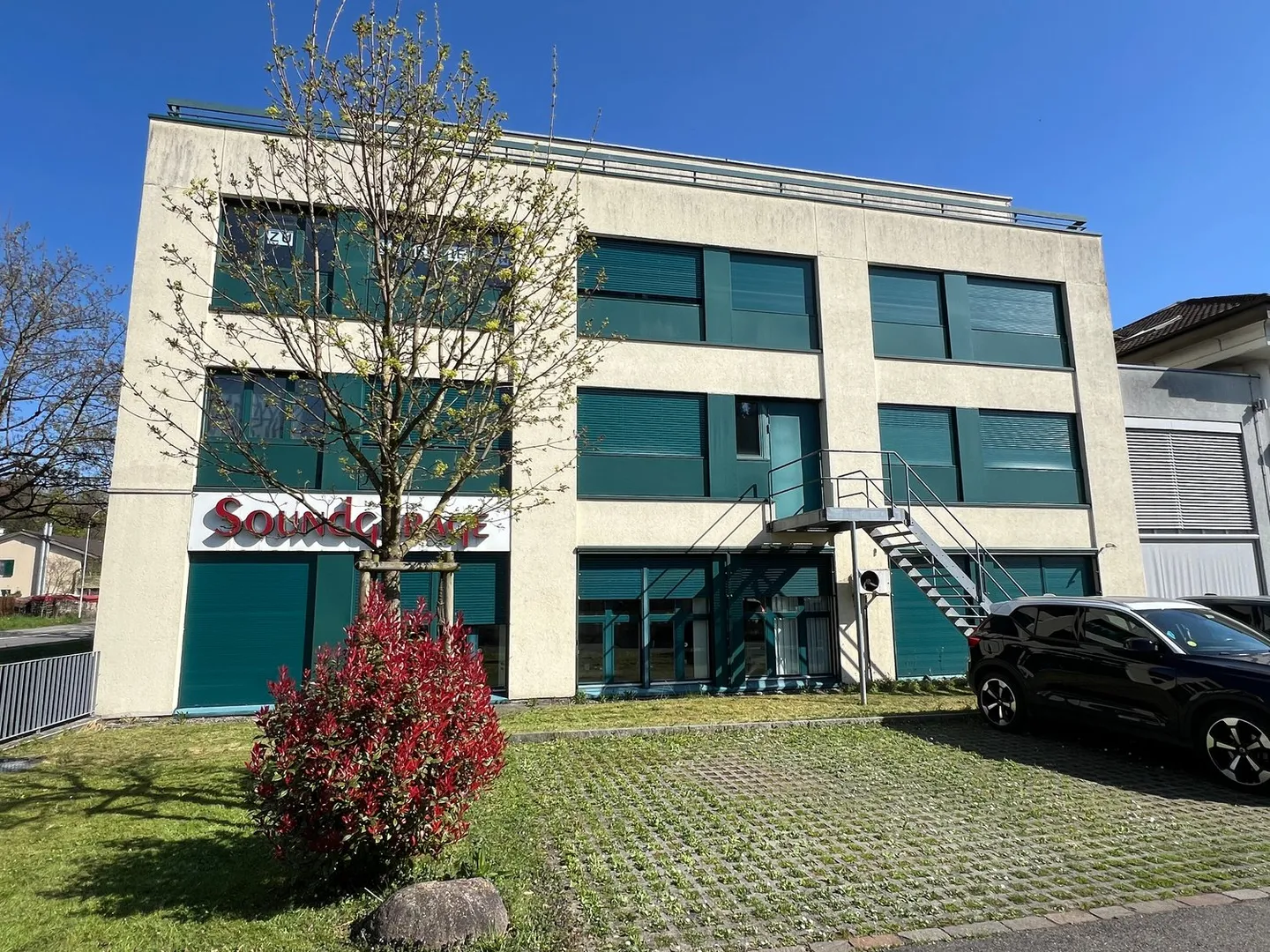 Bright spacious office with lounge, archive and storage room 2nd floor - Photo 2 of 13