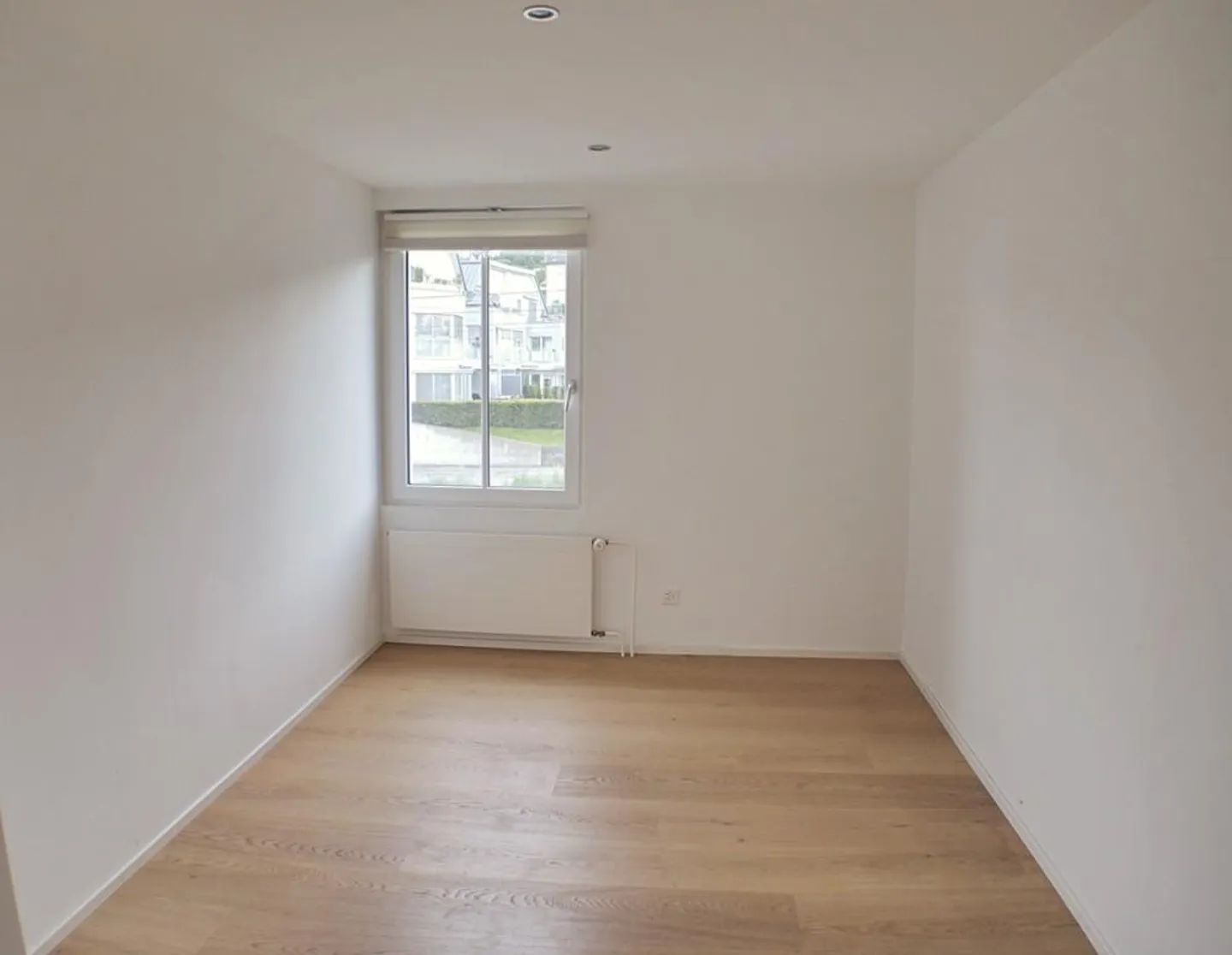 Moderne Dachwohnung mit Seeblick - Foto 7 von 9