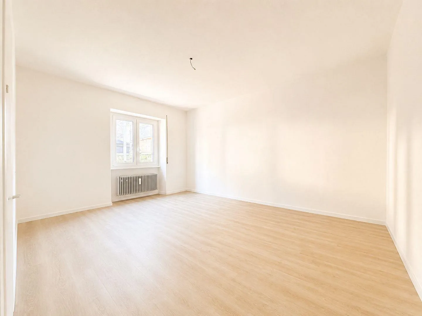 Comfortable 3.5-room apartment just a few minutes' walk from the center of Bellinzona - Photo 9 of 12